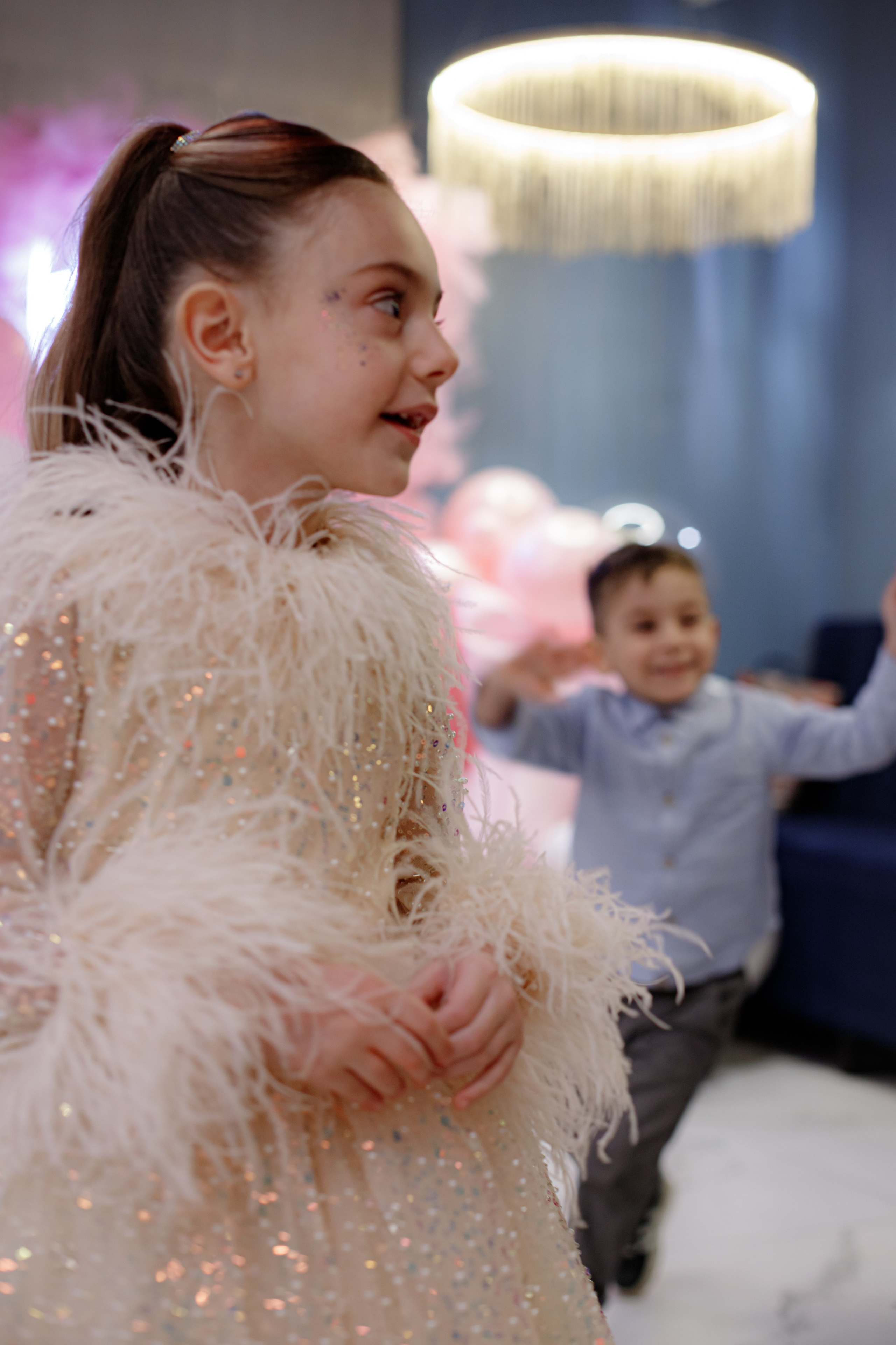 ASIA'S BIRTHDAY PARTY. Photokarish