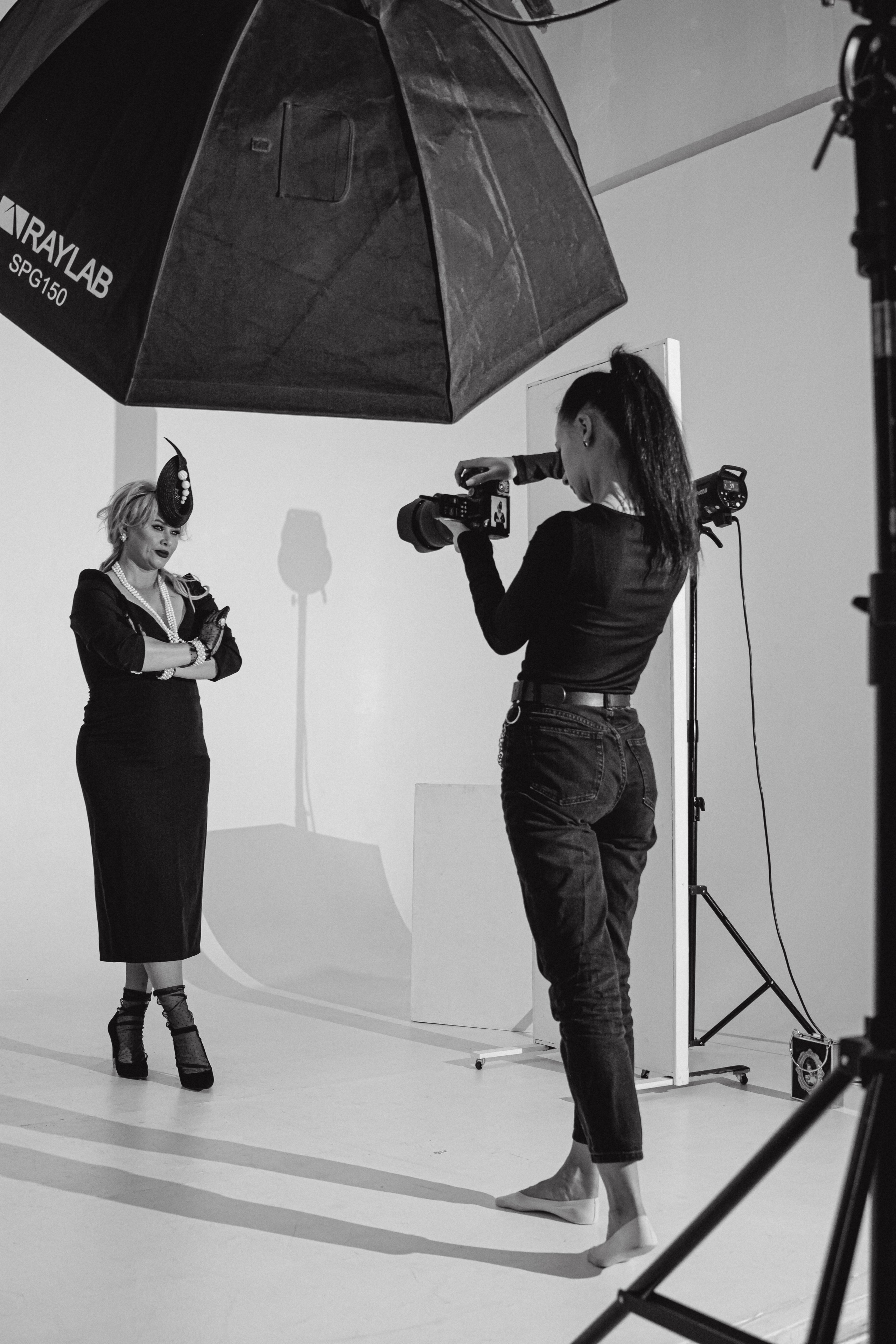 Фэшн-съёмка участниц Миссис Бизнес Гатчина 2023. Портретный фотограф в Санкт-Петербурге Дмитриева Наталия