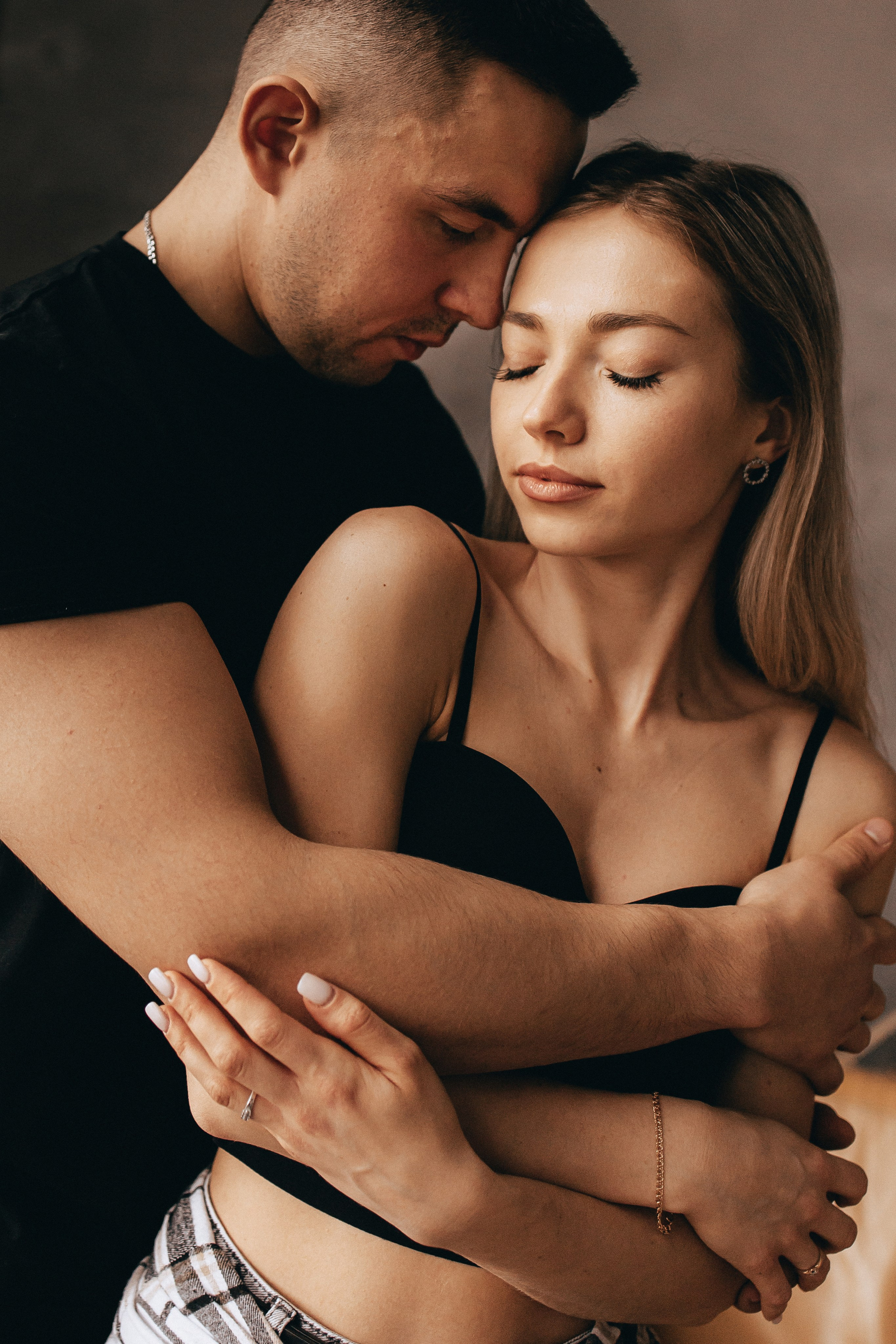 Съемка лавстори в студии Москва Мытищи Щелково. Семейный фотограф в Москве, Щелково, Фрязино _ Виктория Степанова