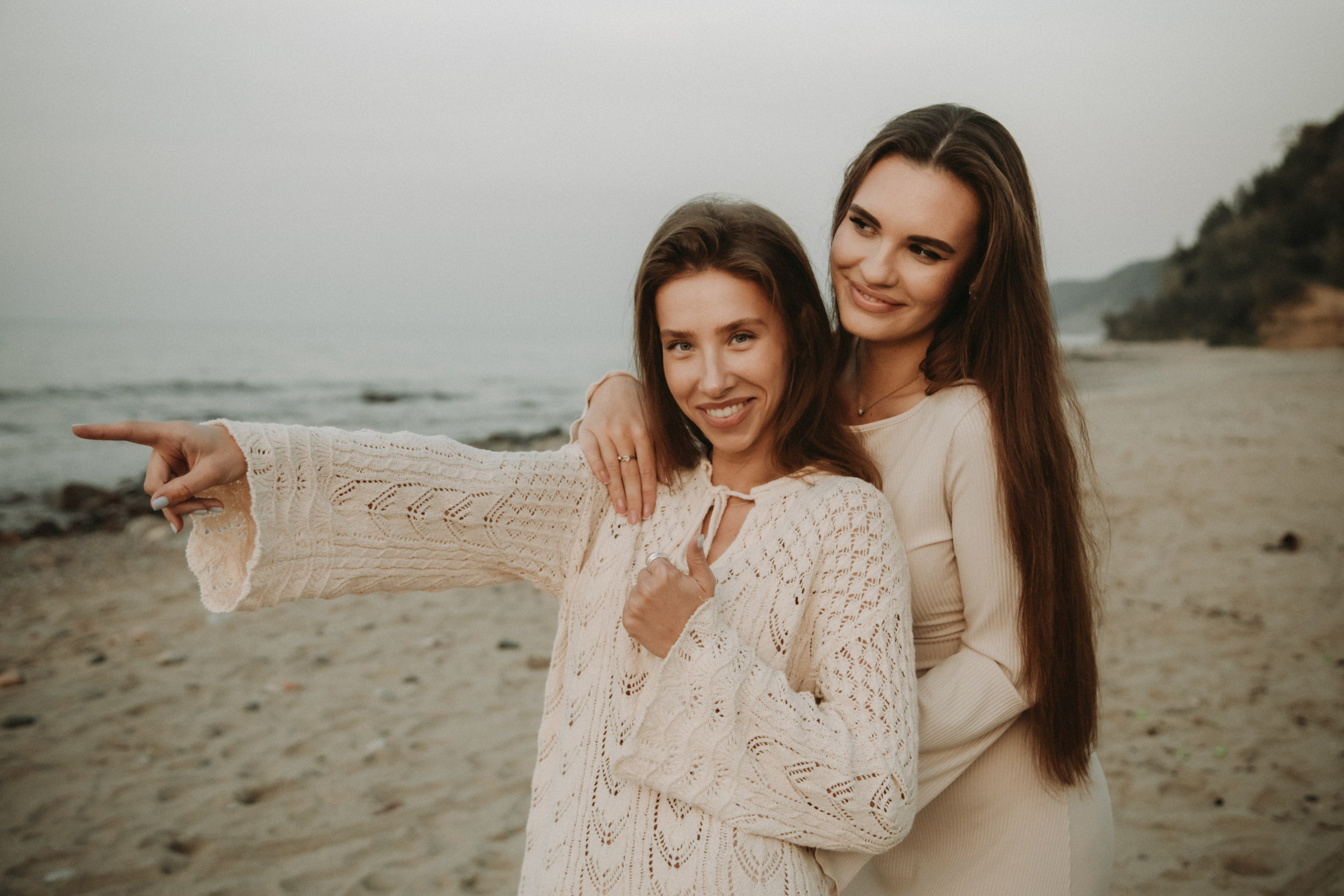 Anna and Diana | Филинская бухта. Андрей Миллер Фотограф из Калининграда