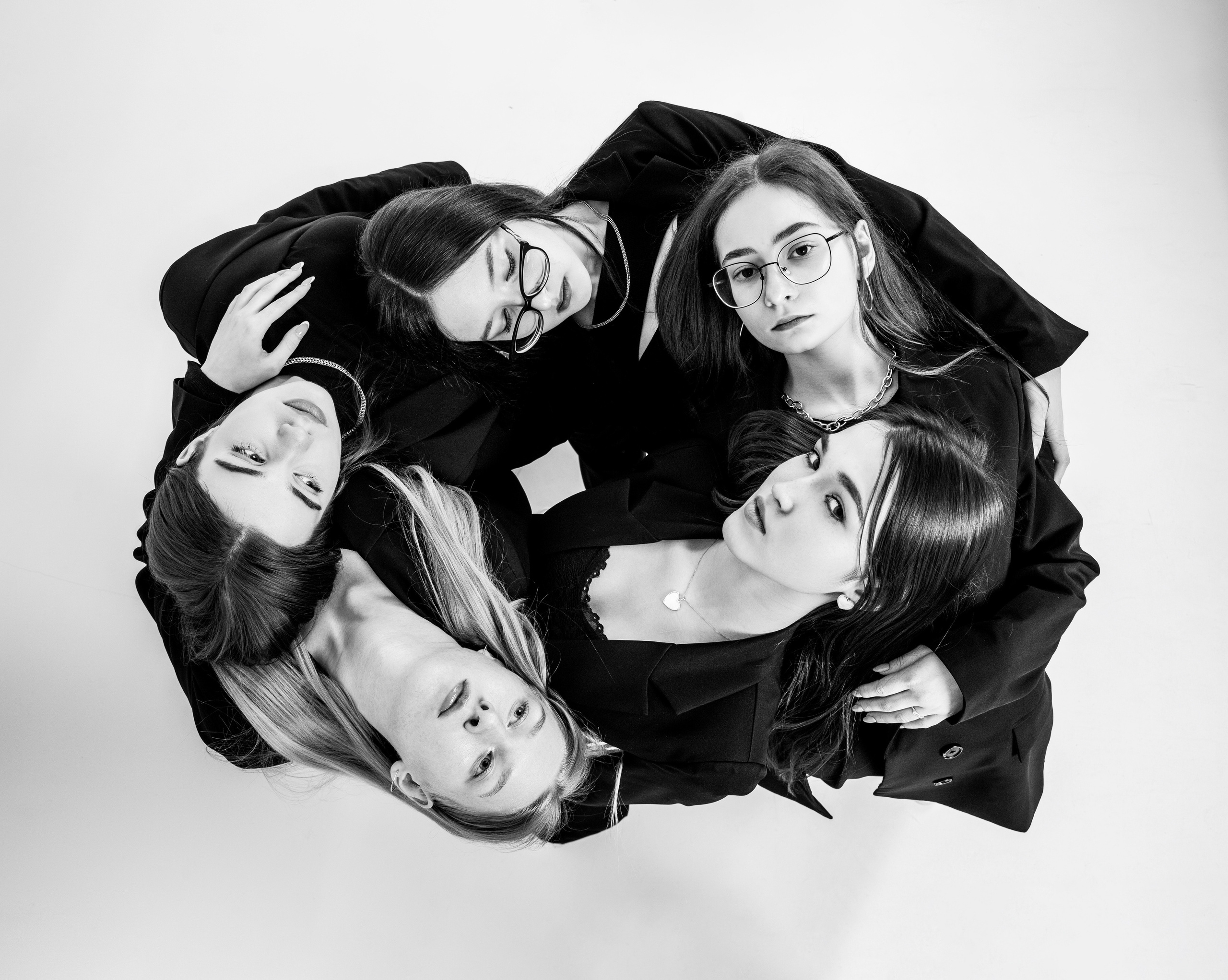 Белая Циклорама. Фото книги для всех!