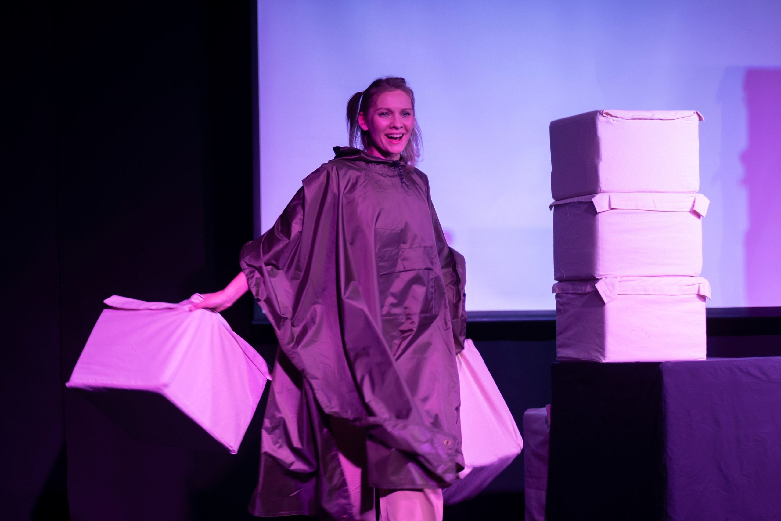 Просто Плыть»: театр, который трогает. Фотограф Самара — репортажная, свадебная, интерьерная съёмка от Ильи Петрова, профессионала своего дела