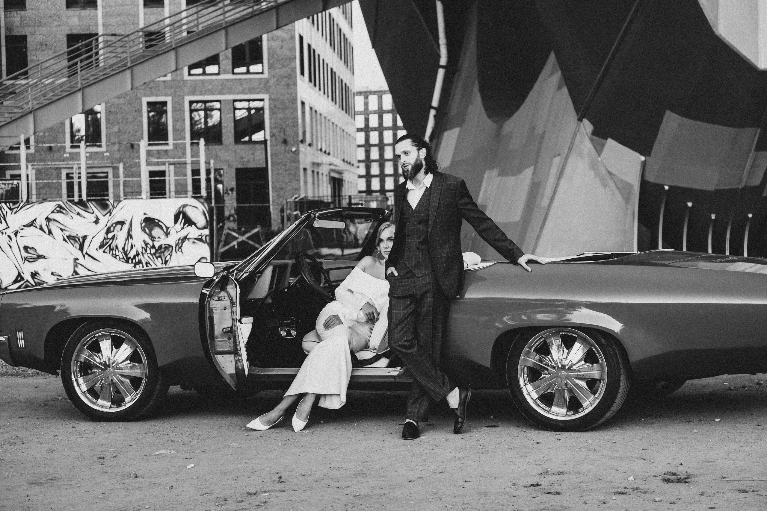 СВАДЕБНАЯ СЬЕМКА ВОЗЛЕ МСОТА БЕТАНКУРА НА КАБРИОЛЕТЕ. Профессиональный фотограф, Санкт-Петербург — Виктория Богомолова