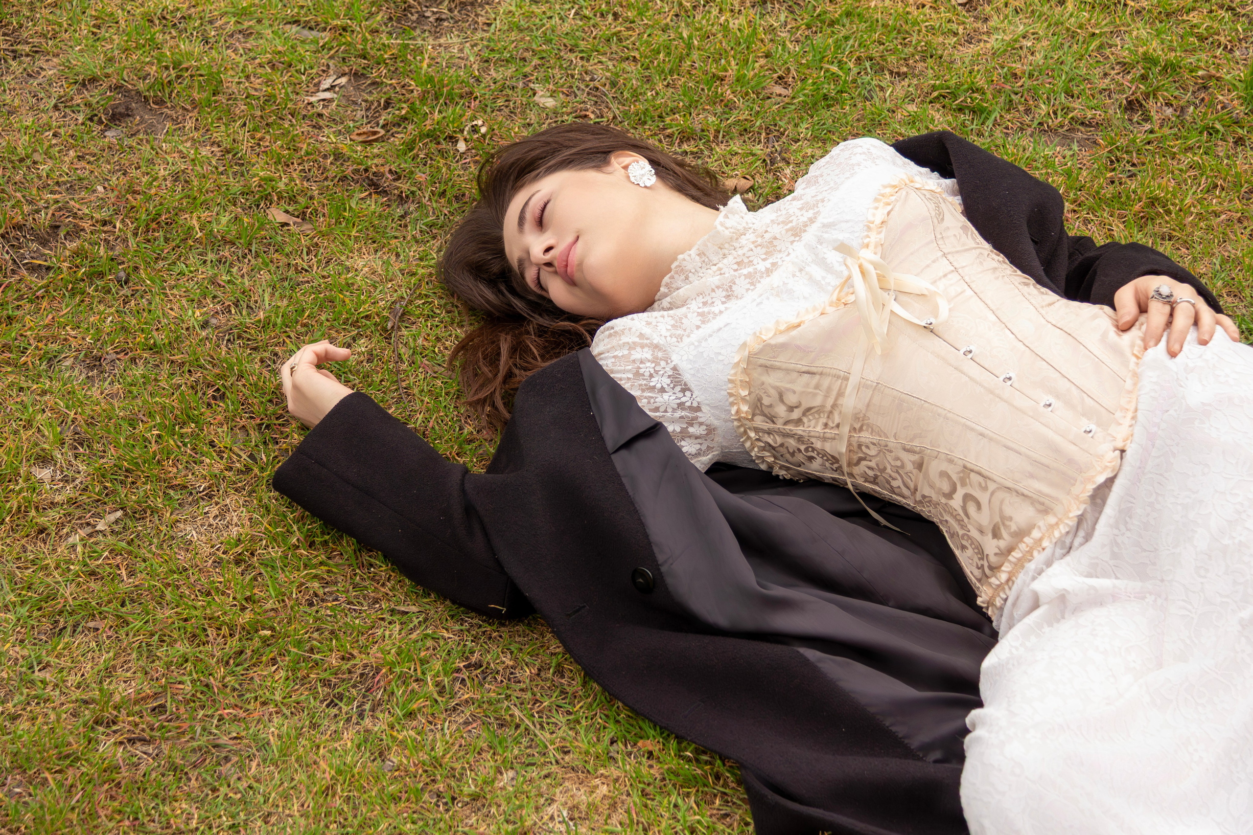 Женский портрет на природе. Главная