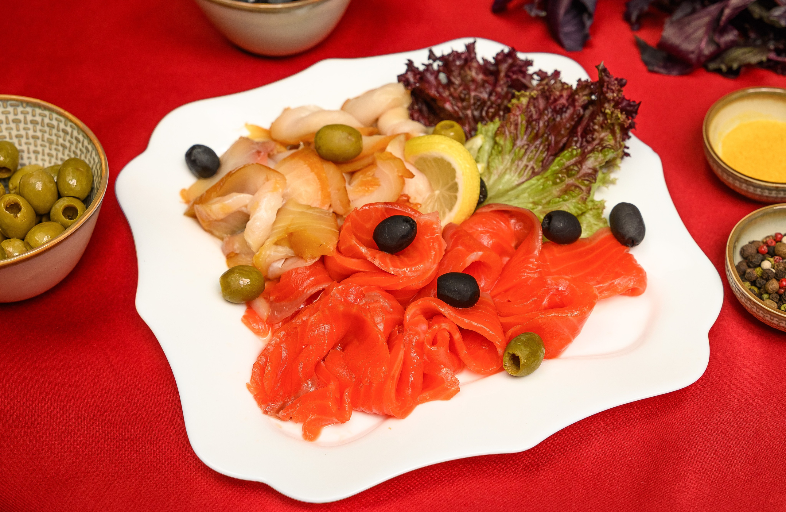 Фуд фотограф Алексей Лукин в Санкт-Петербурге. Фотосъёмка еды для ресторанов и кафе. Фотограф Алексей Лукин. Свадьба, мероприятие, корпоратив, юбилей, фотосессия, портрет. Фотосъёмка в Санкт-Петербурге. Ретушь фотографий