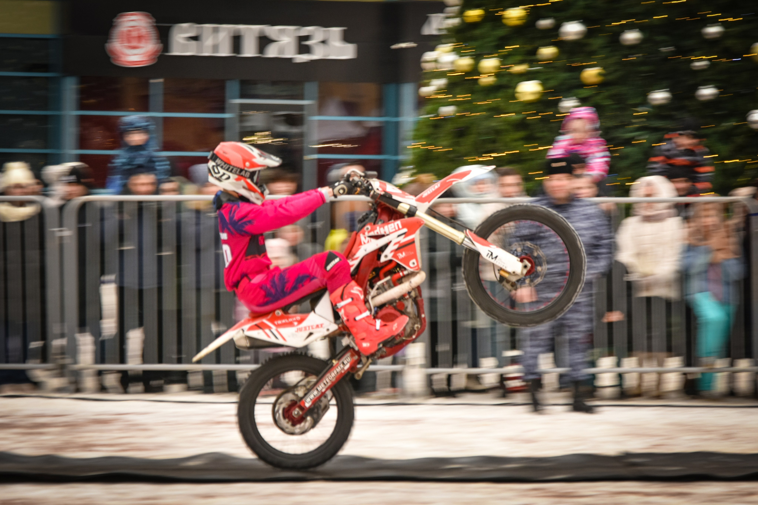 Мото-фристайл около Ледового — 06.01.2025. AlexFecto — галереи фотографий