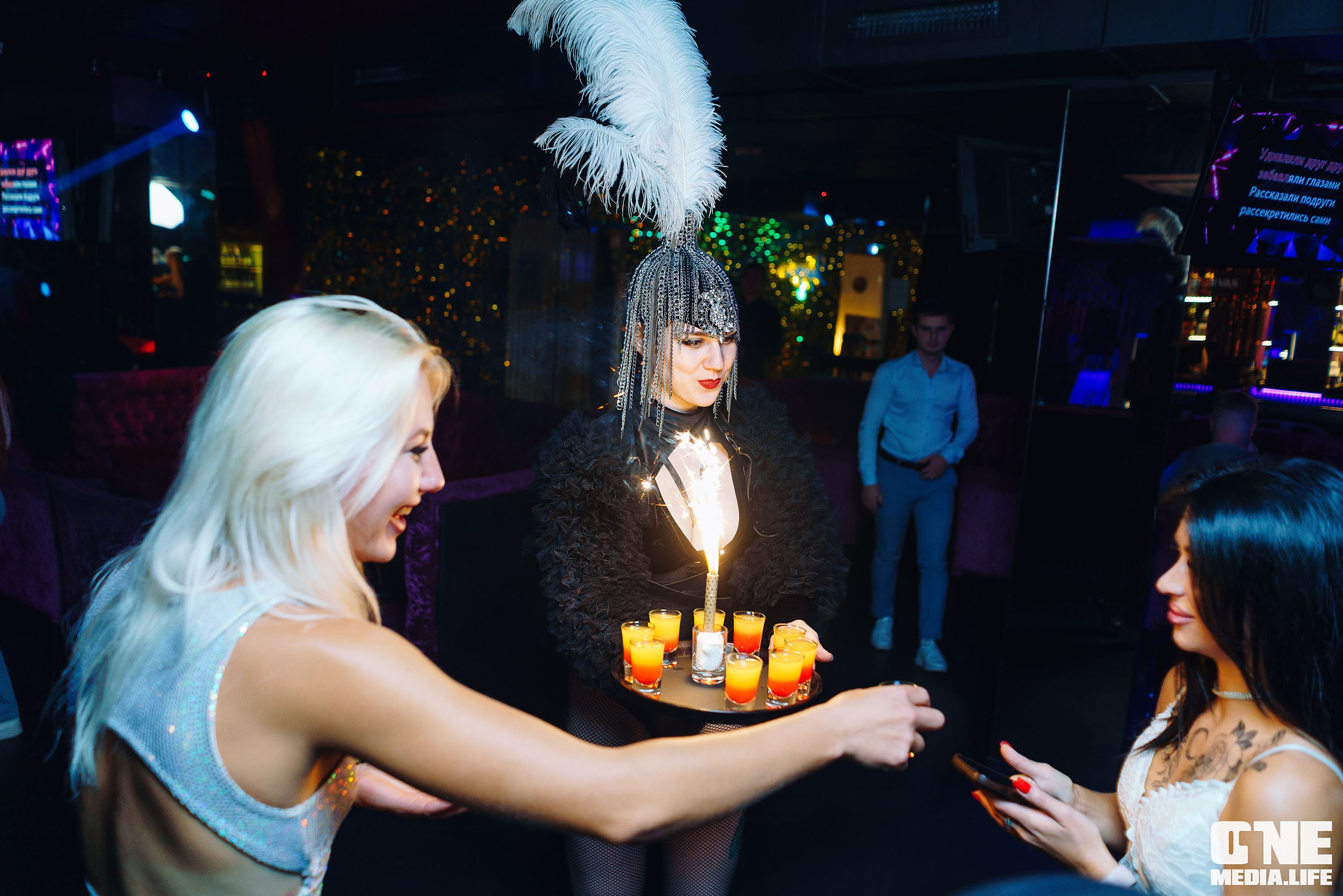Фоторепортаж из караоке-клубе Эйфория. One Media Life: фоторепортажи, фотоотчеты с мероприятий и заведений