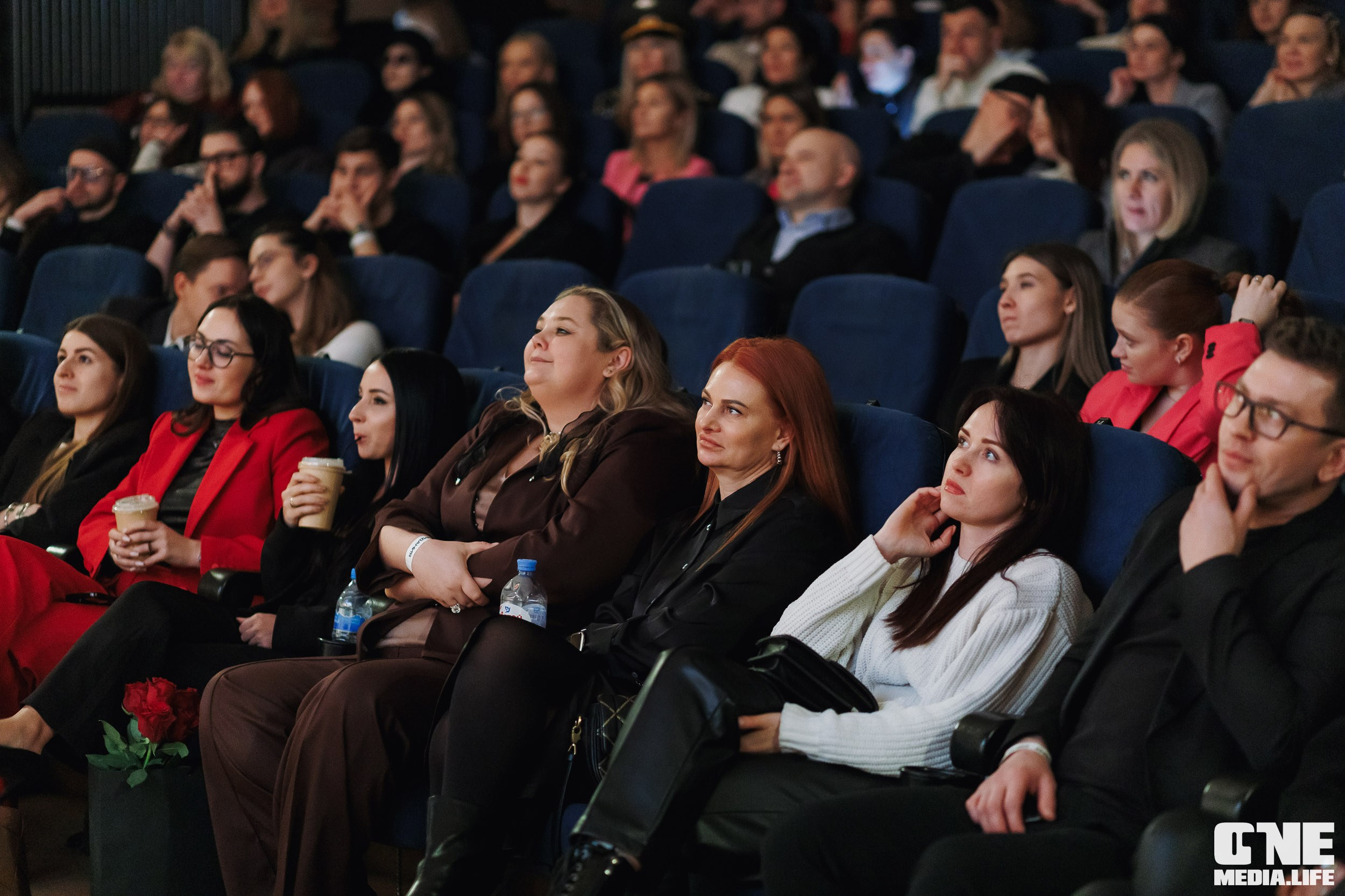 Фоторепортаж из кинотеатра Заря. One Media Life: фоторепортажи, фотоотчеты с мероприятий и заведений