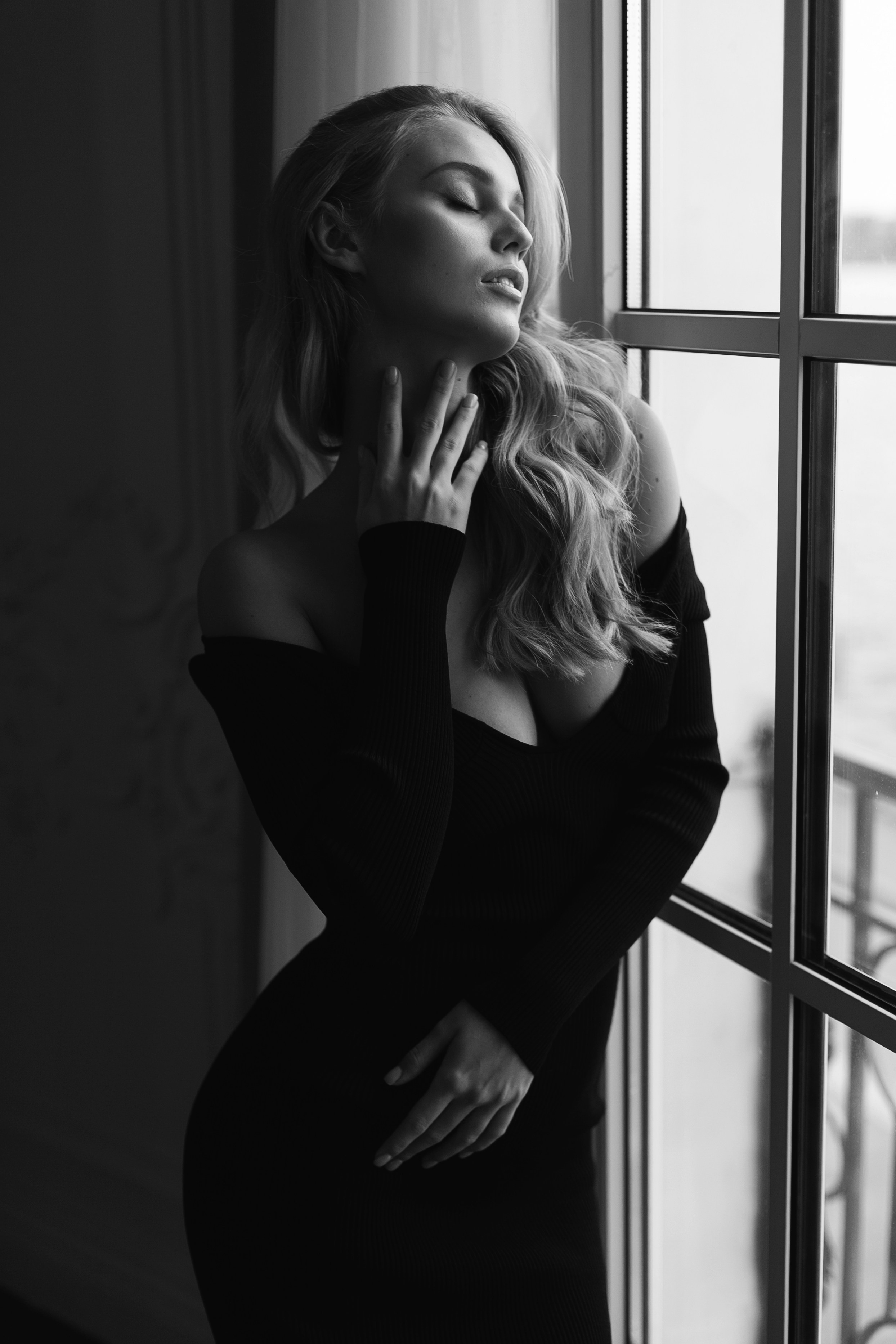 Женские чувственные съёмки. Контент фотограф Саша Логвиненко