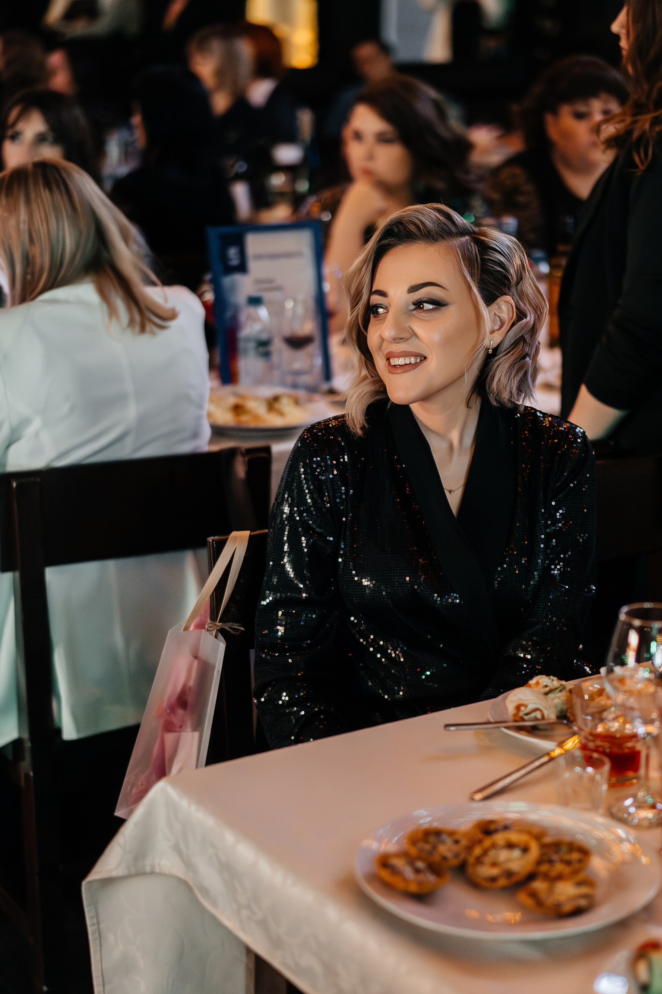 Корпоратив «СОВКОМБАНК». Свадебный фотограф Барнаул Алексей Павлов