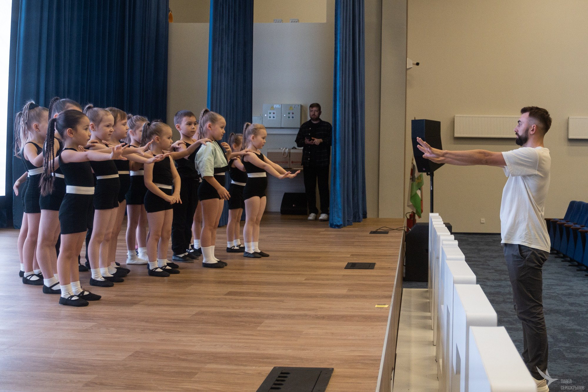 Танцевальный проспект. Репортажный фотограф в Казани Павел Серпокрылов
