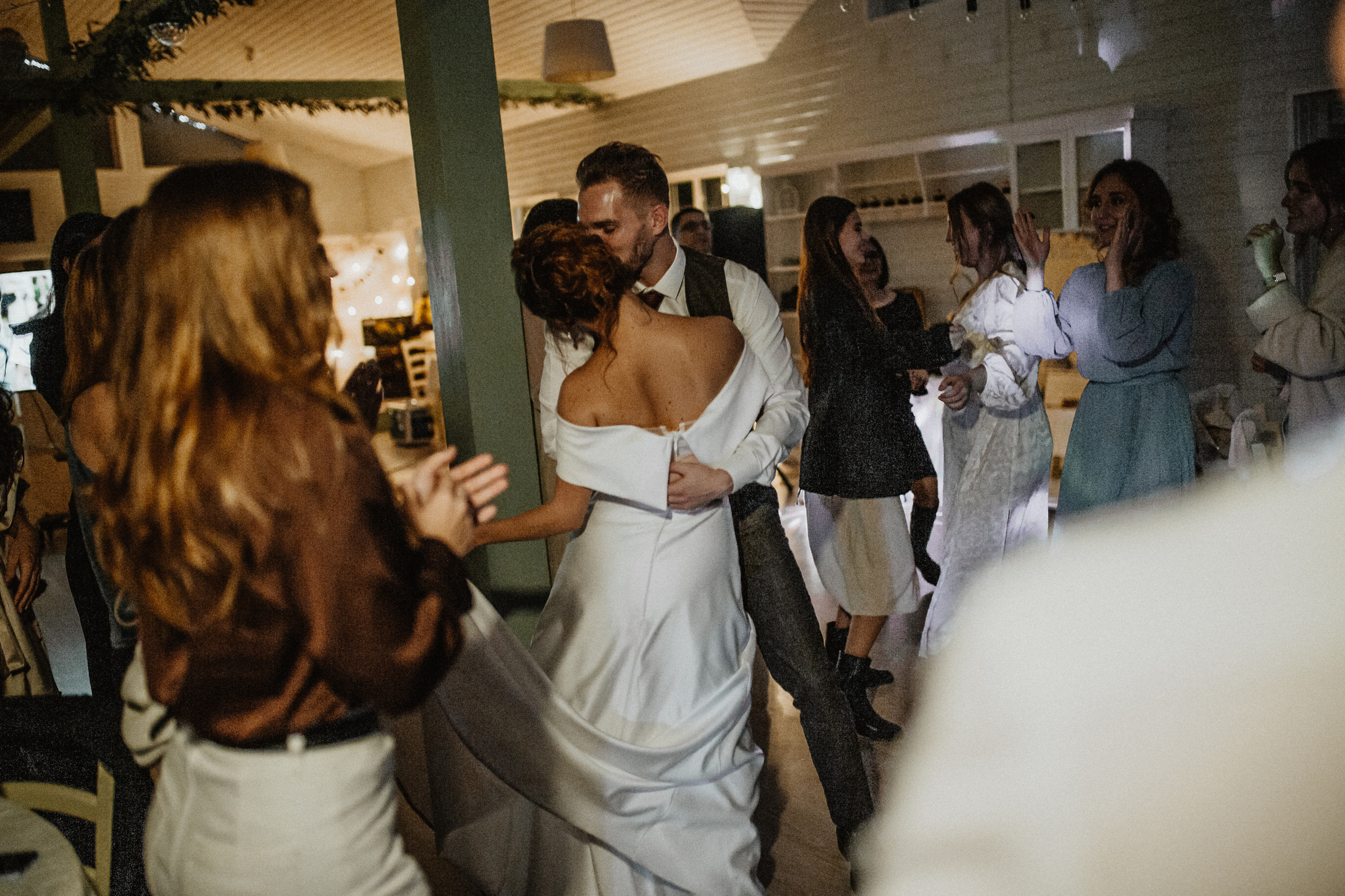 Костя и Любовь | Большая свадьба на пристани | Москва. Свадебный фотограф в Санкт-Петербурге Анастасия Селиванова