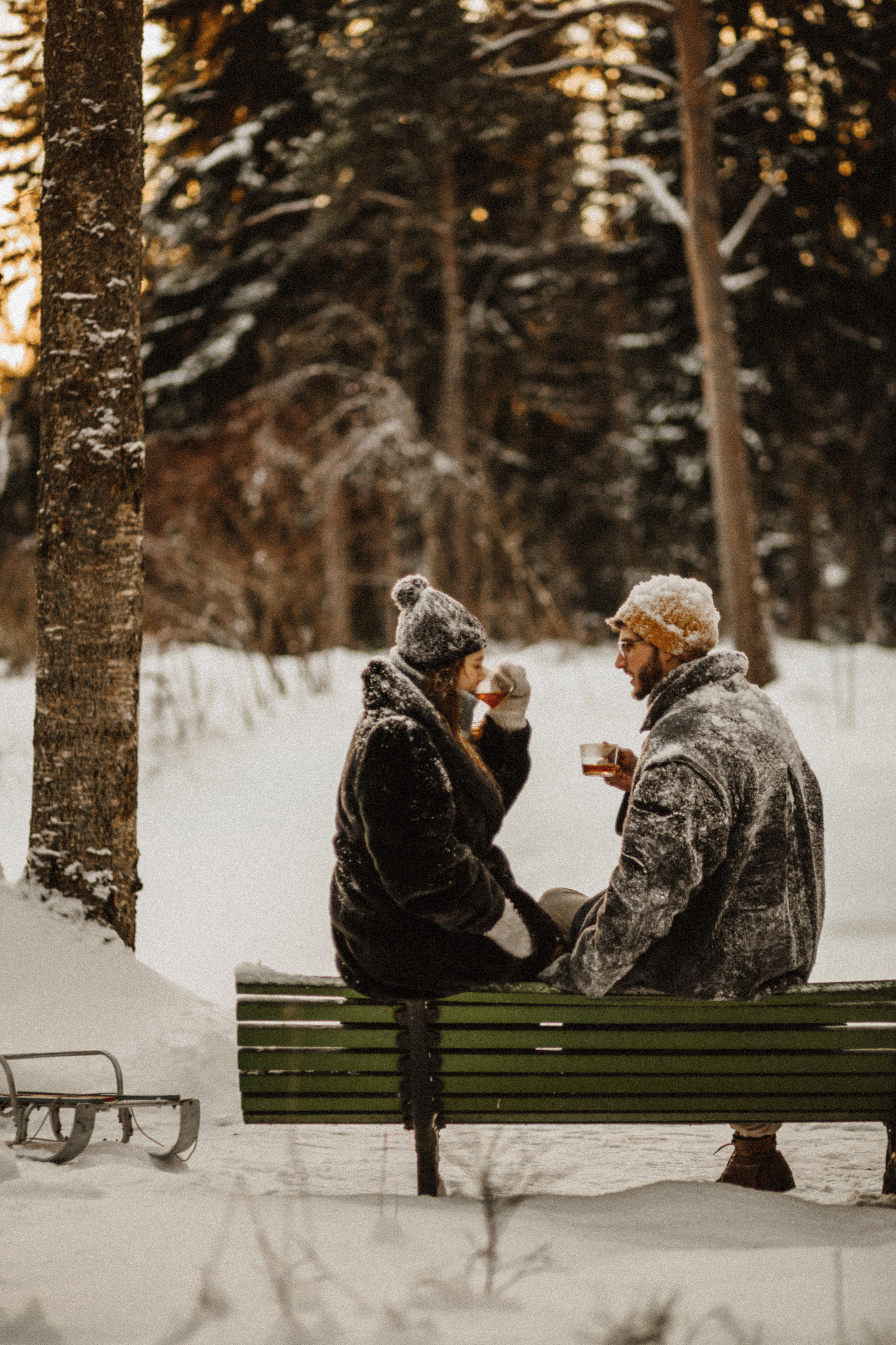 Снежная зимняя лавстори в лесу. Свадебный фотограф в Санкт-Петербурге Анастасия Селиванова