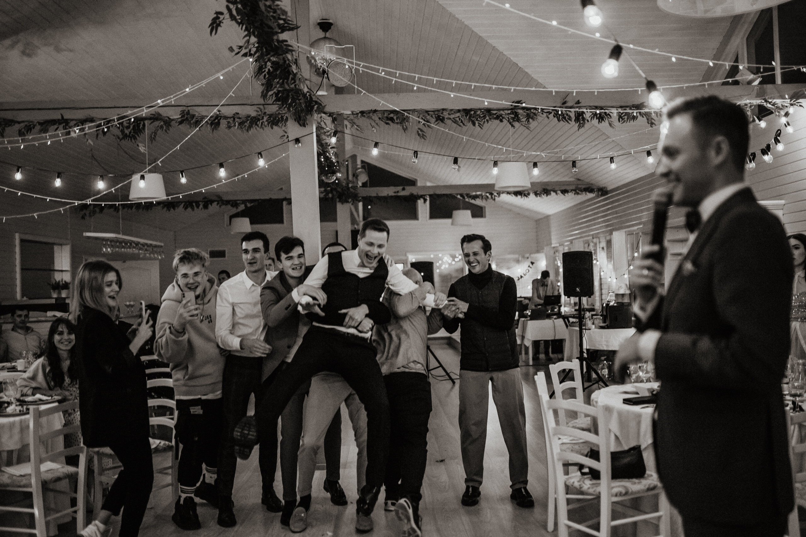 Костя и Любовь | Большая свадьба на пристани | Москва. Свадебный фотограф в Санкт-Петербурге Анастасия Селиванова