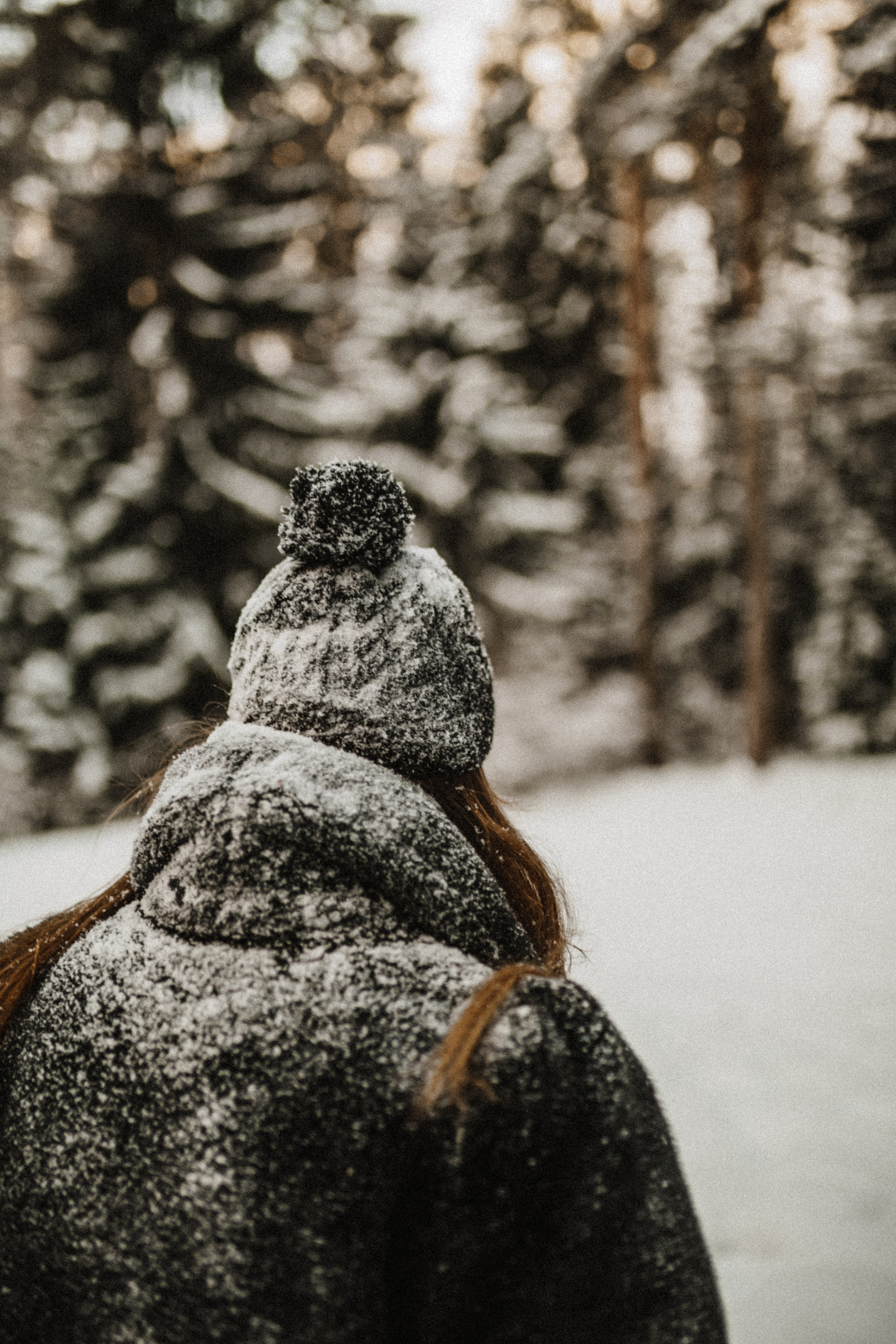 Снежная зимняя лавстори в лесу. Свадебный фотограф в Санкт-Петербурге Анастасия Селиванова