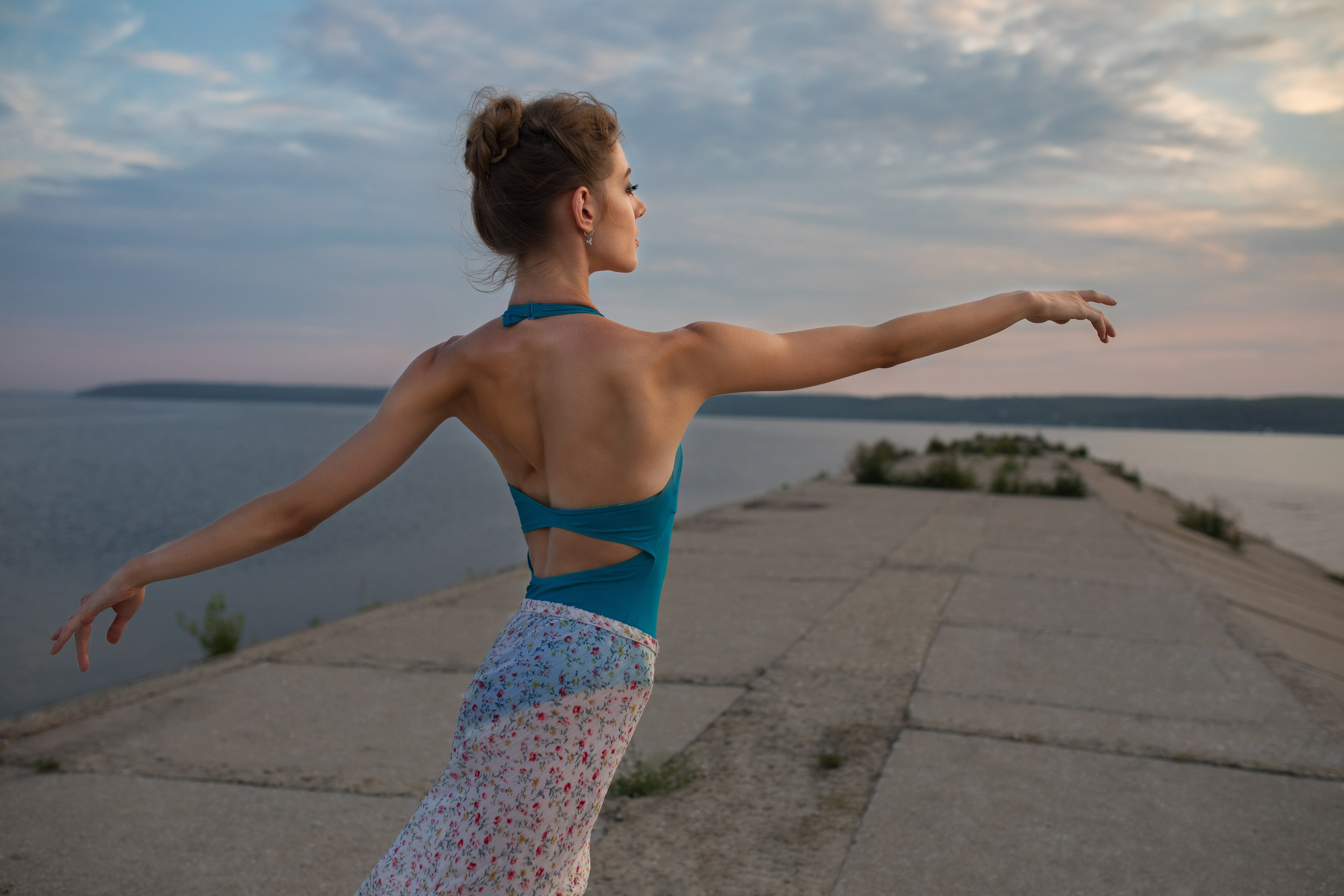 Фотосет с балериной Дианой на набережной для «себя»