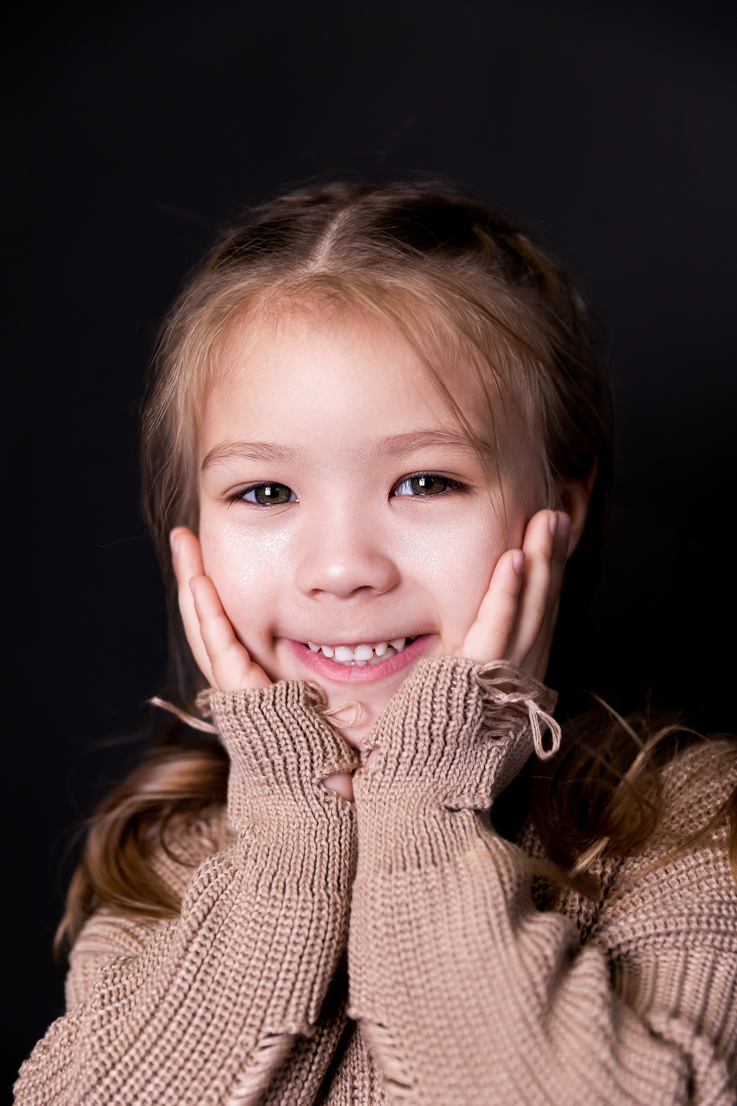 Алина и Милана. Семейный фотограф в Екатеринбурге и Красноуфимске Евгения Лягаева