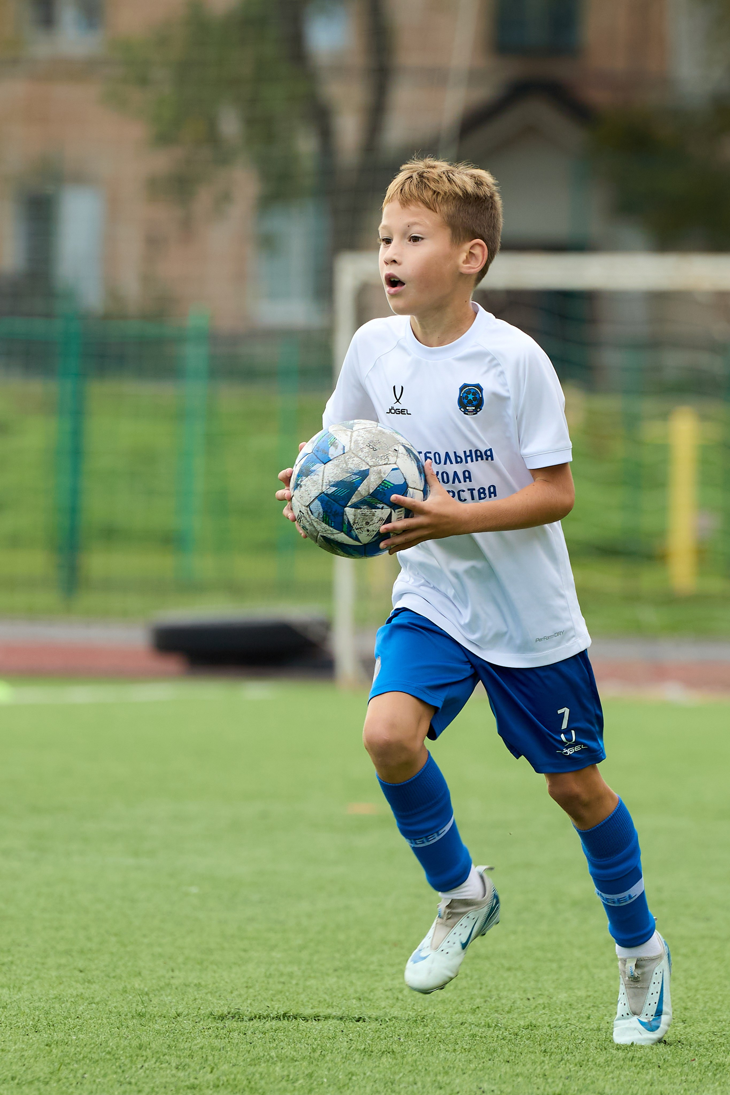 Турнир по футболу детский. Светлана Родионова — фотограф спортивный и не только