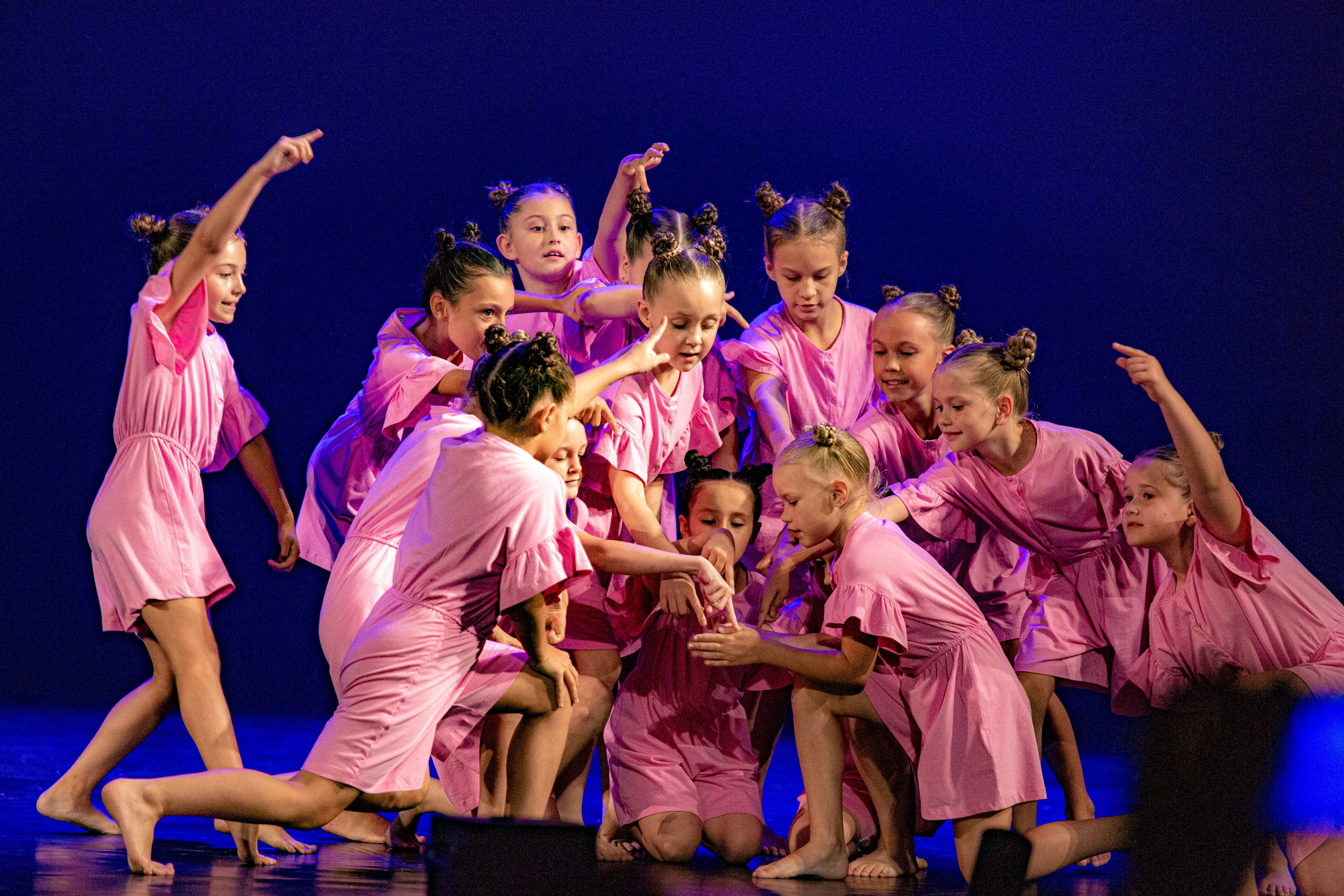 ОТЧЕТНЫЙ КОНЦЕРТ ХОРЕОГРАФИЧЕСКОЙ ШКОЛЫ НИКА. Фотограф в Сочи Юрий Шептаев