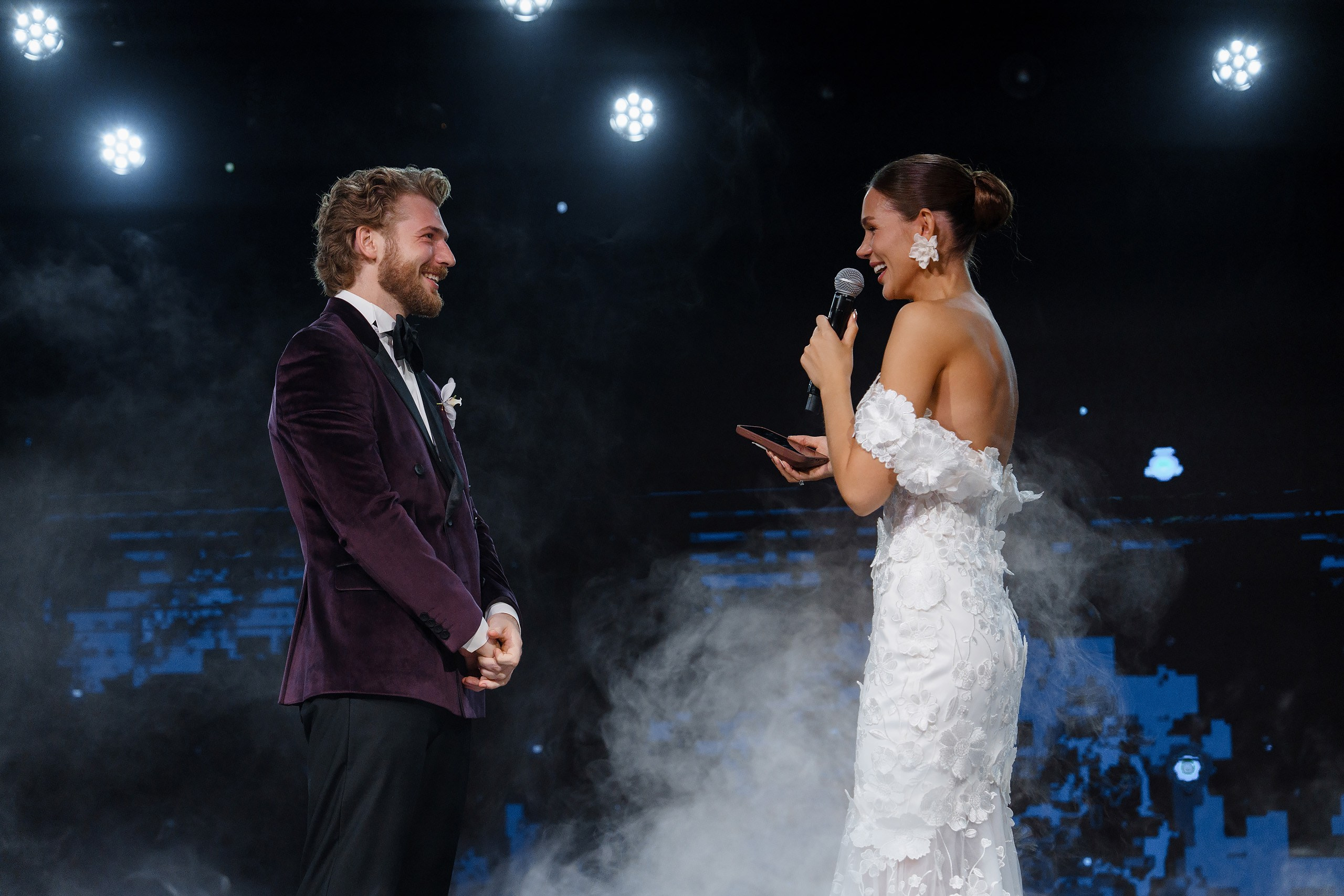 Эмоциональная свадебная фотосъемка в концертном зале Veneziano. Саша Потапкин Фотограф. Сочи, Екатеринбург, Москва