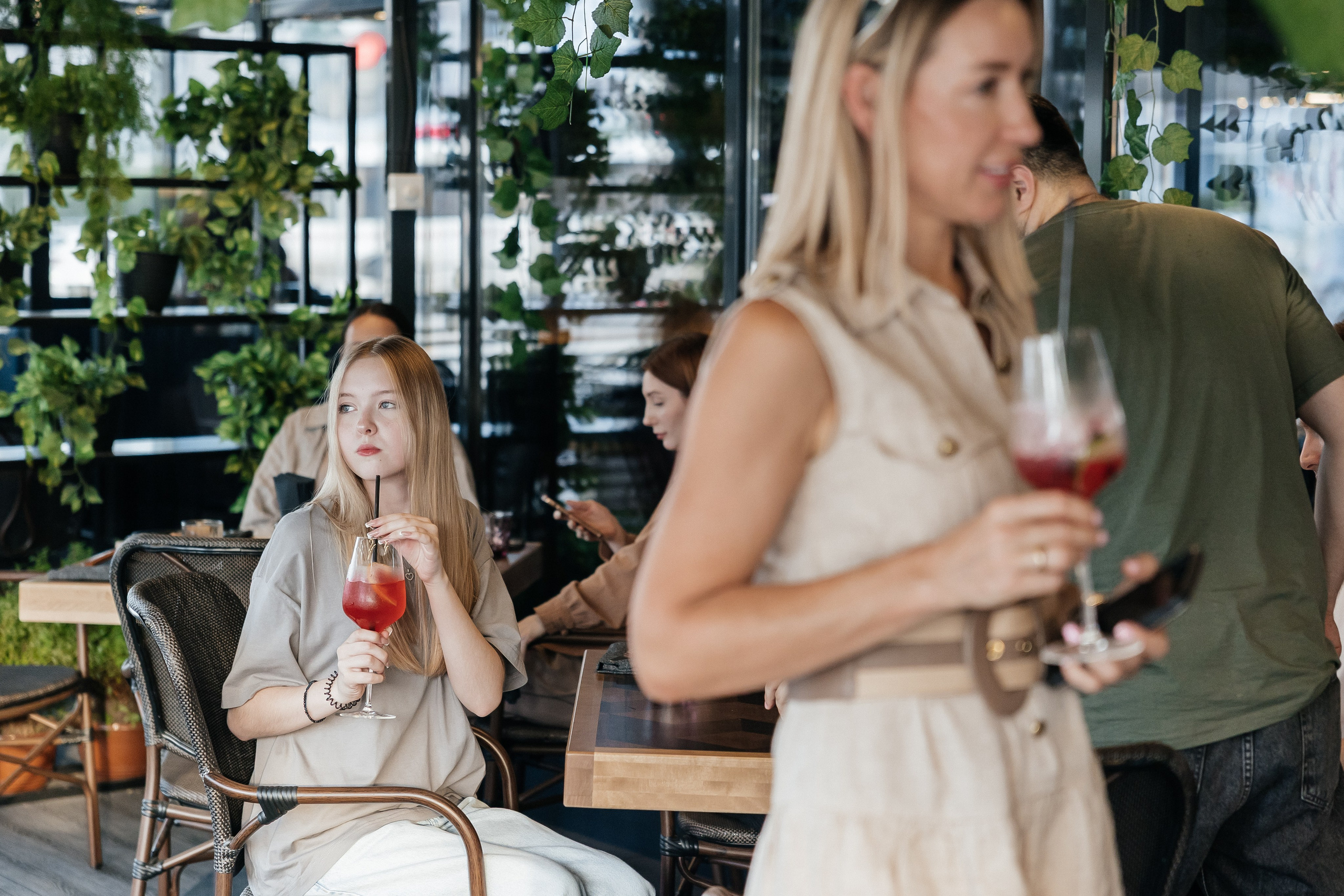 ГОРЯЧИЙ ЦЕХ открытие летней террасы. Фотограф свадебный семейный в Красноярске Шукшина Наталья