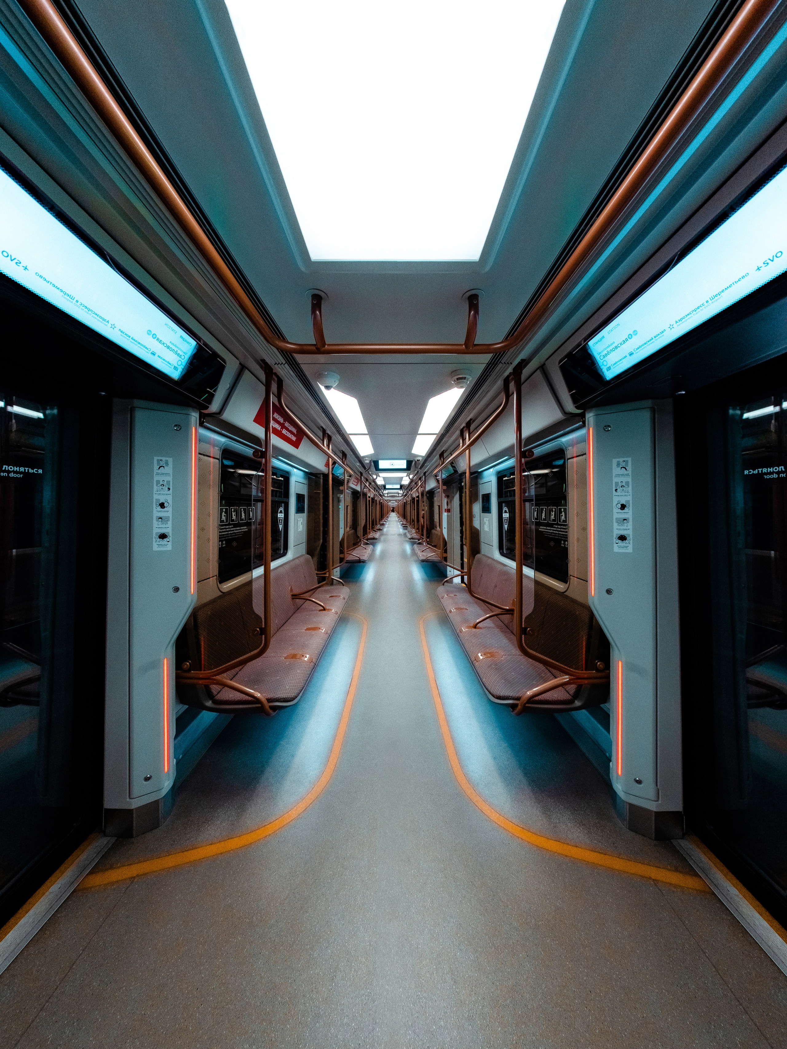 Московский метрополитен. Эд Тихонов. Городской фотограф