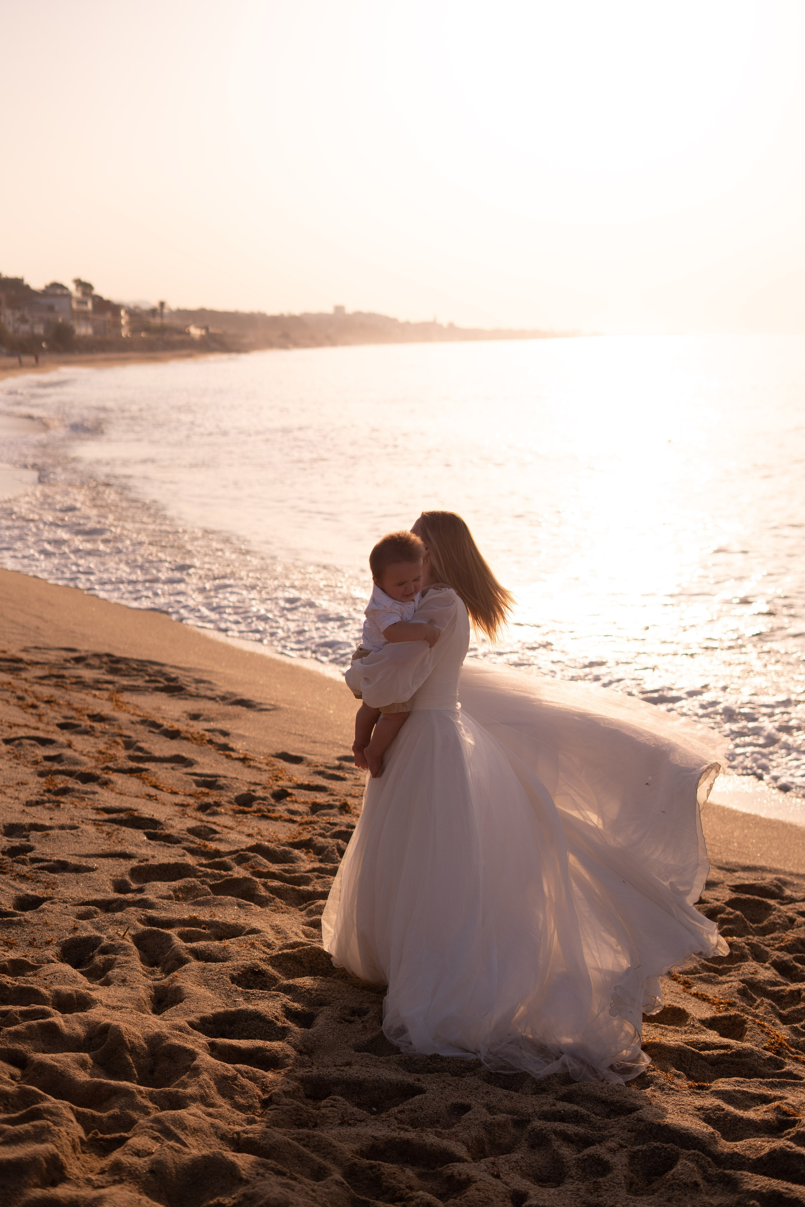 Masha and Timur. Wedding Photographer in Barcelona and Medellin
