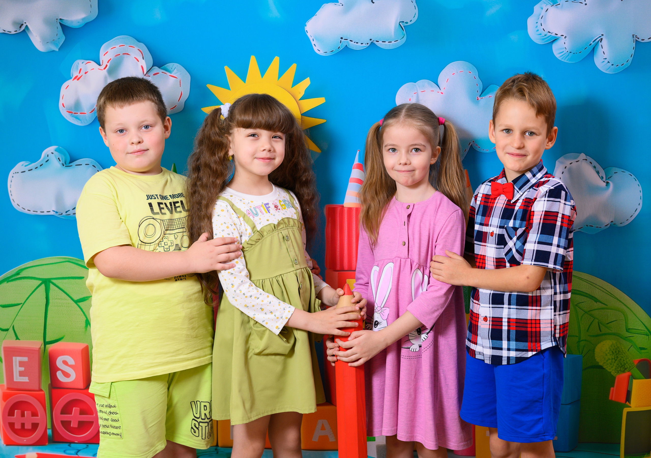 Фотосессия на выпускные альбомы для детского сада. Выпускные альбомы Искитим Бердск Новосибирск