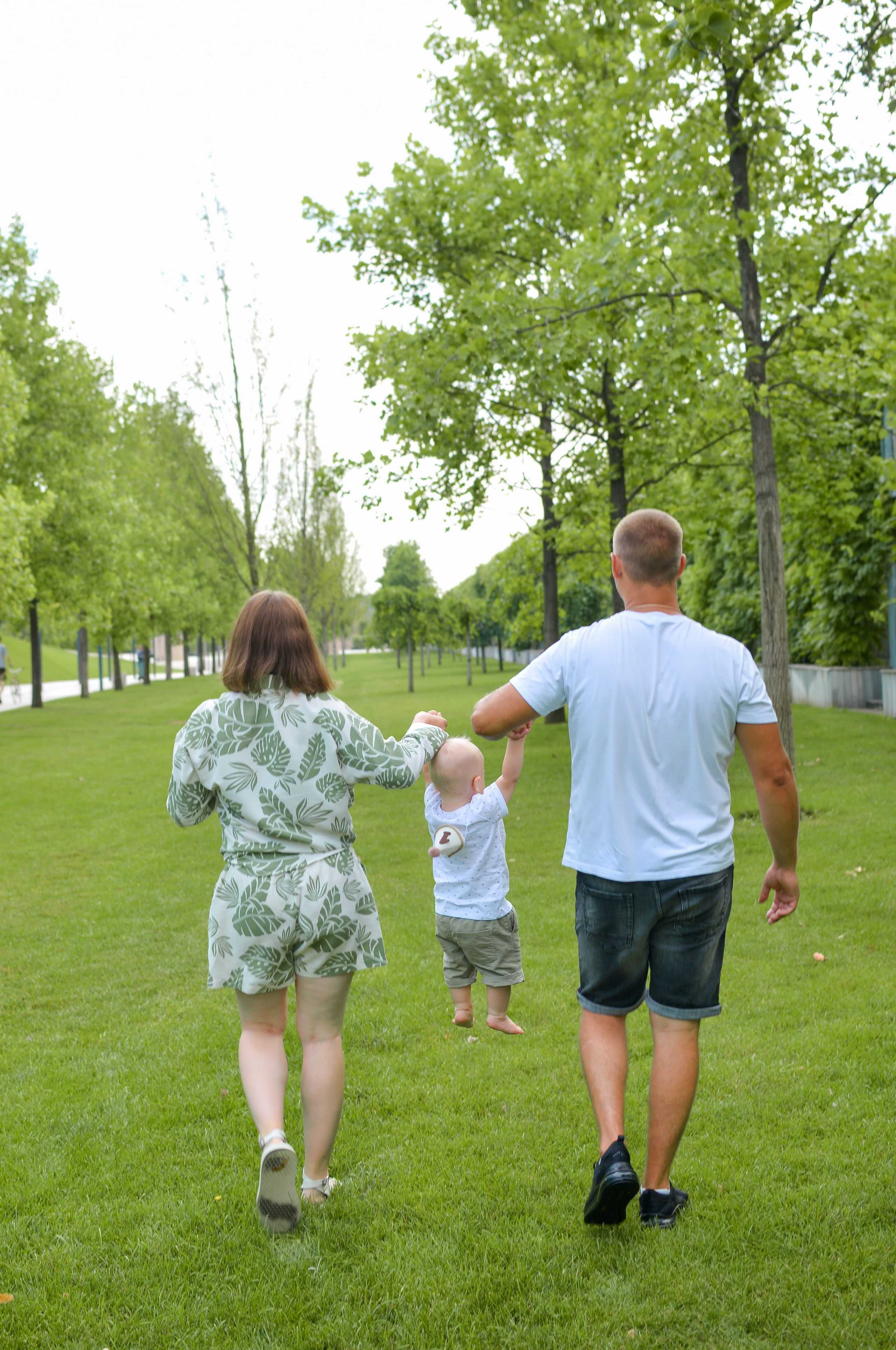 Семейные фотосессии в парке Галицкого Краснодар. Фотограф новорожденных Краснодар Малышенко Надежда