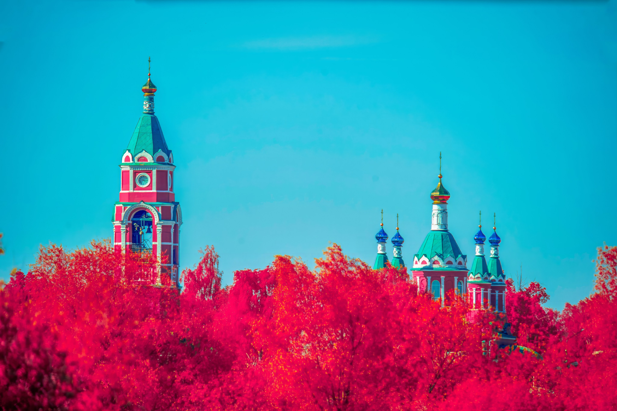 Color — Цветная