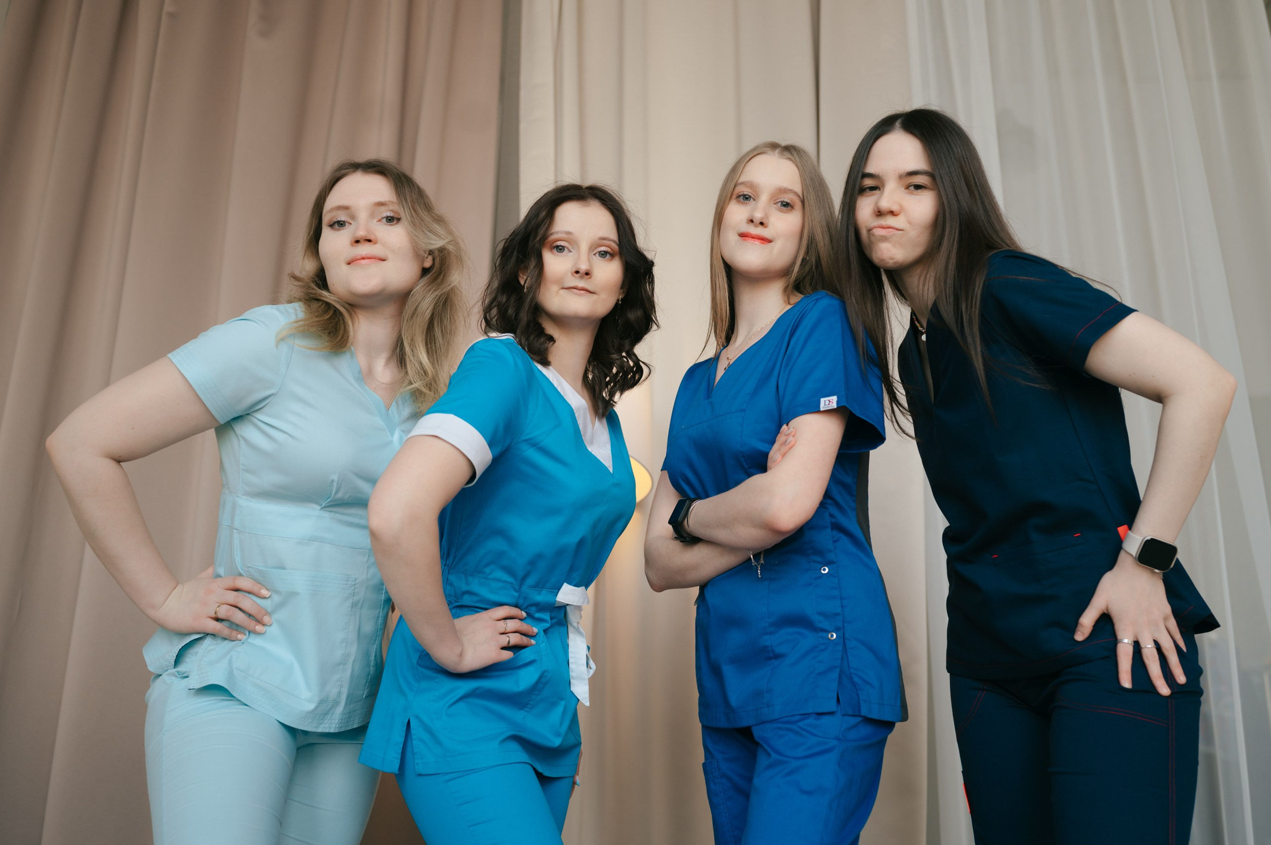 Мед выпуск. Komonev