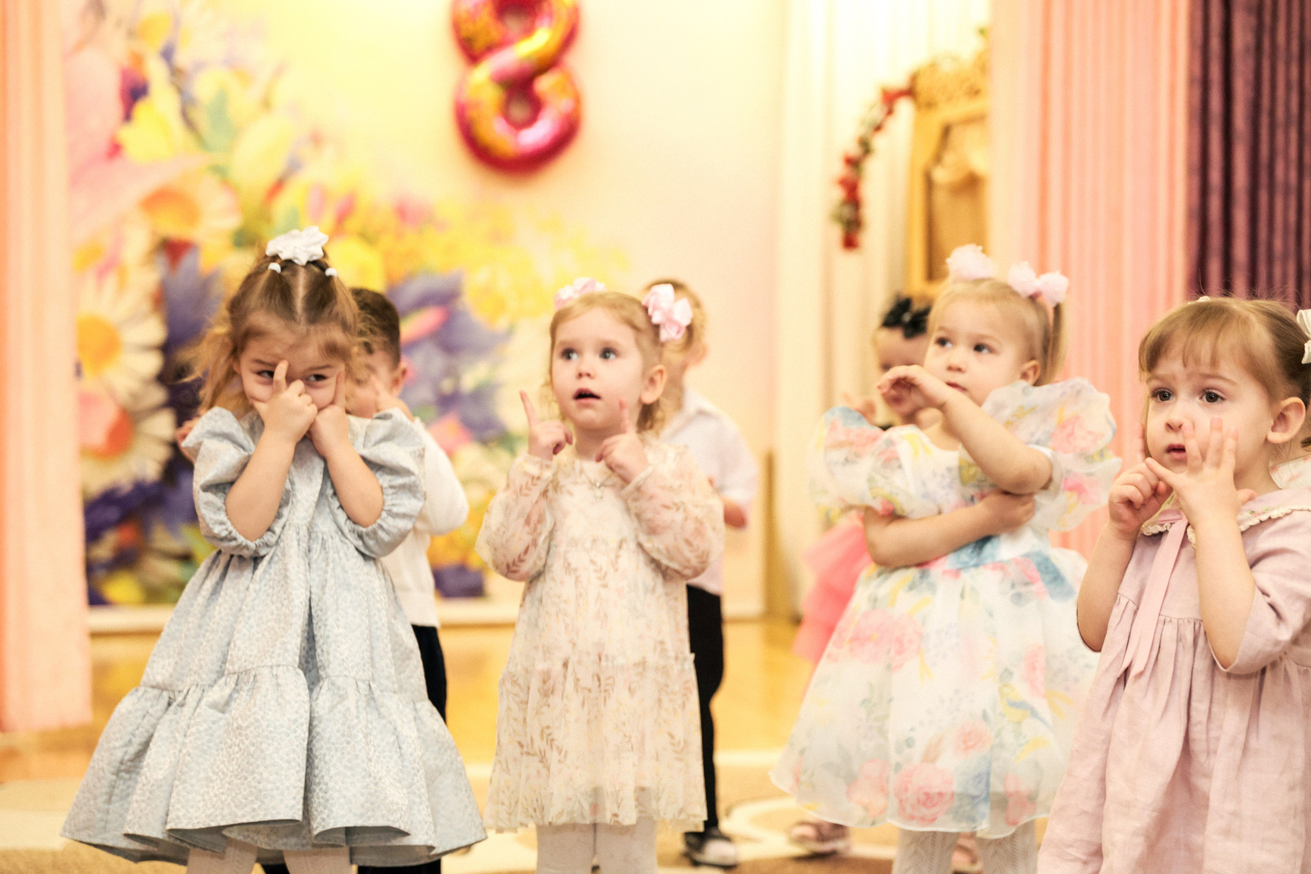 Детский садик. The EVL gallery