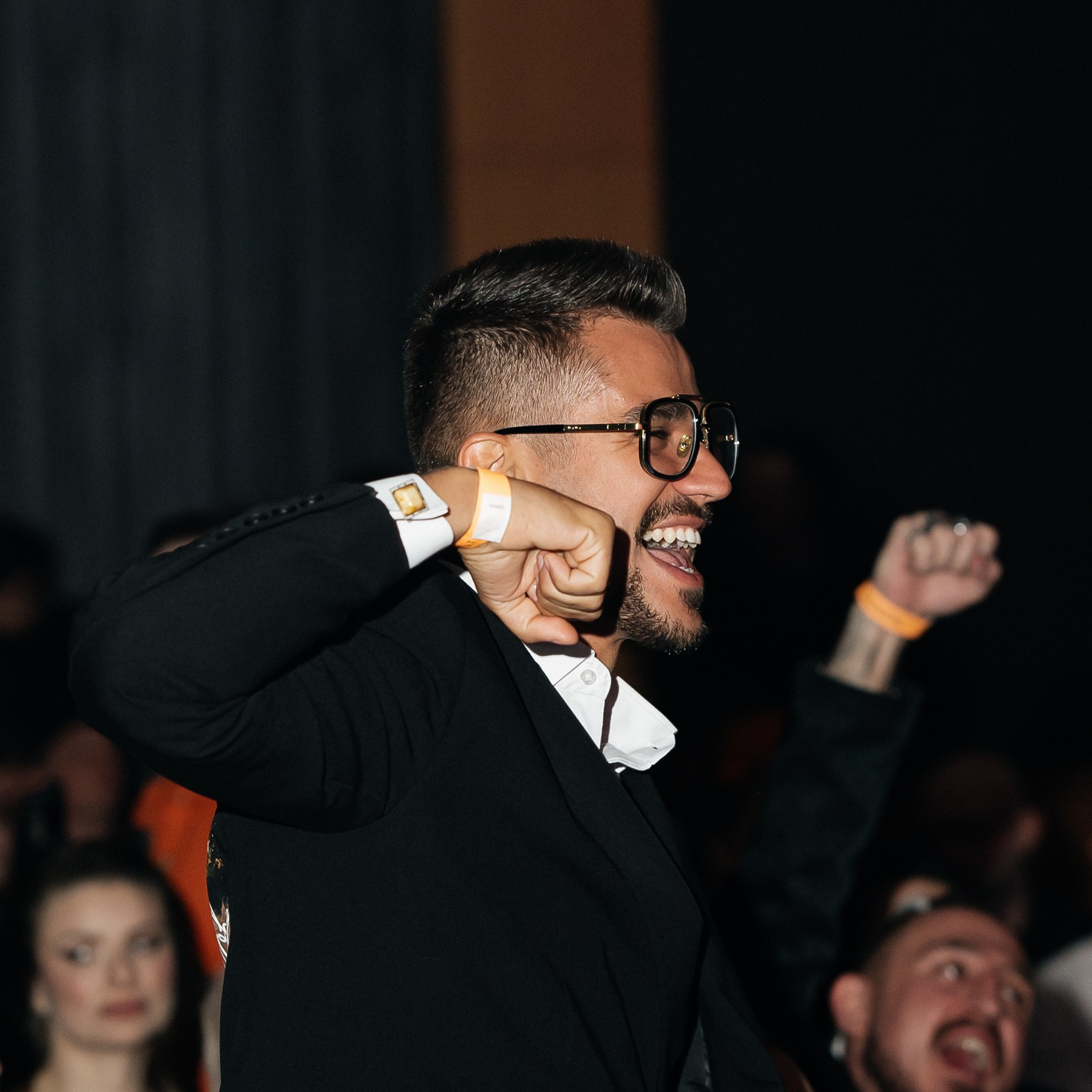 Репортажный фотограф на корпоратив и другие мероприятия. Свадебный и семейный фотограф в Краснодаре Марина Стёпа