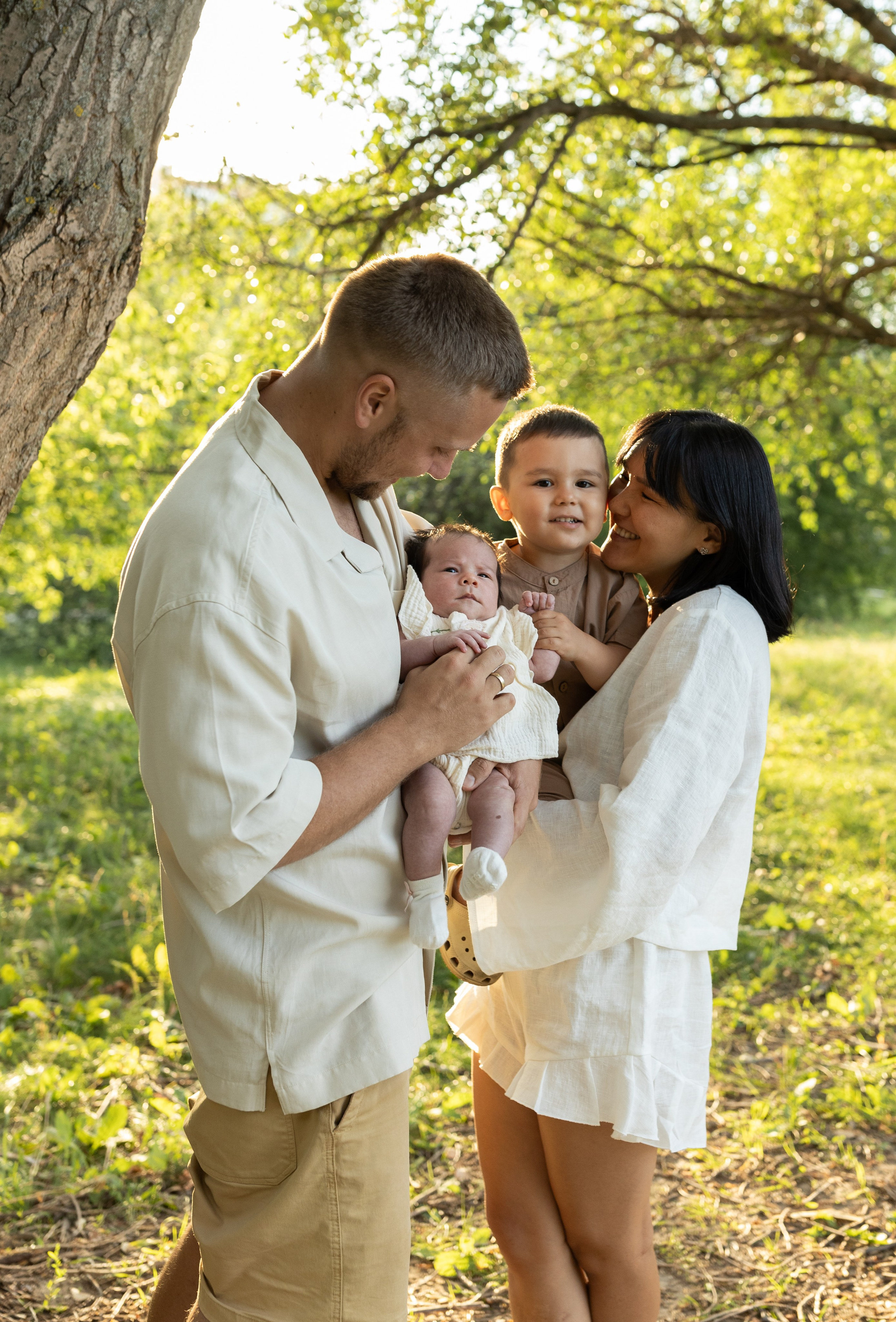 1 месяц Саше — летний пикник в парке. Семейный и детский фотограф в Москве Олеся Маркина