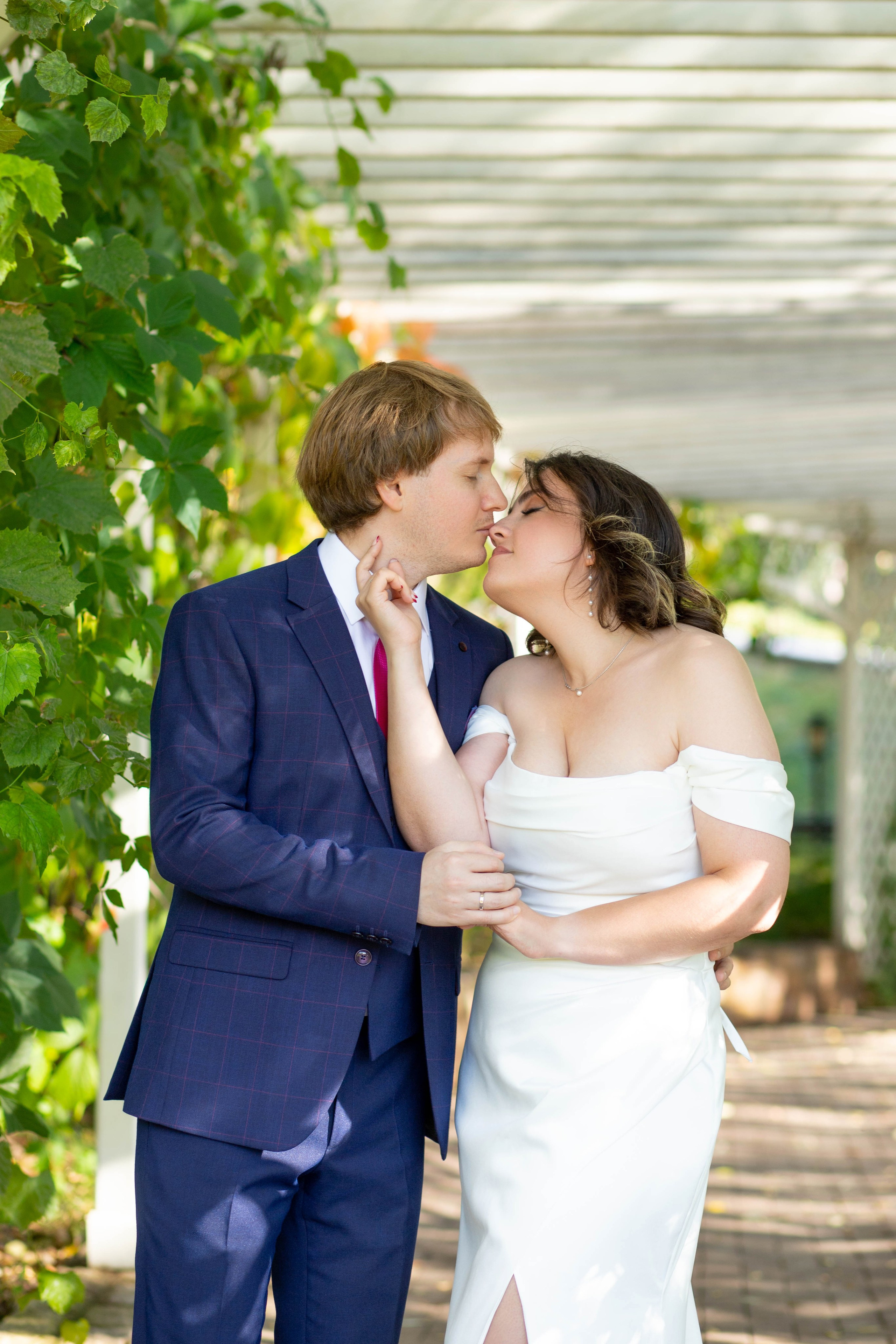 Свадебный день в Москве. Свадебный фотограф Александра Мяскова