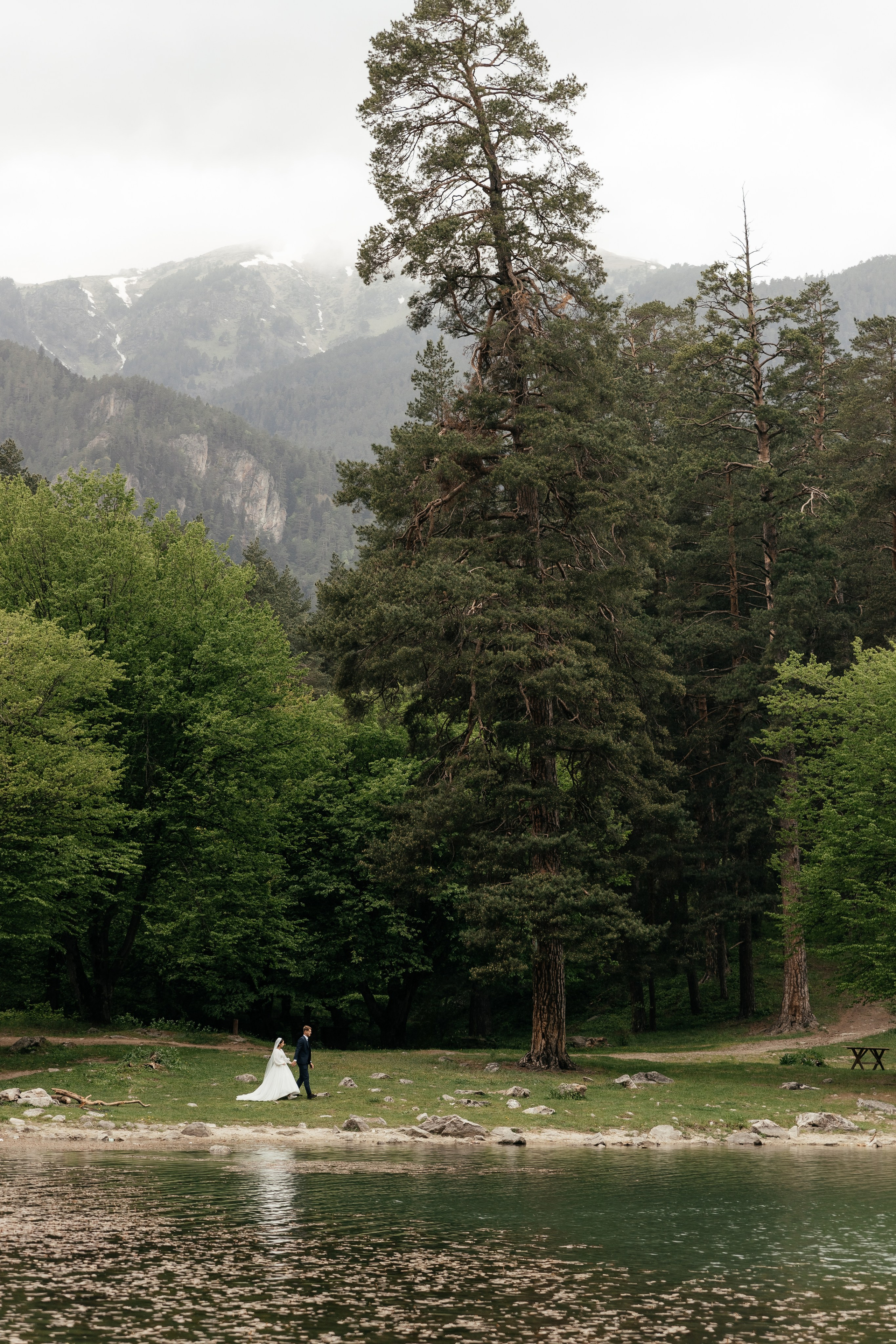 Вениамин и Валерия в Домбае. Миленина Юлия Свадебный и семейный фотограф в Краснодаре