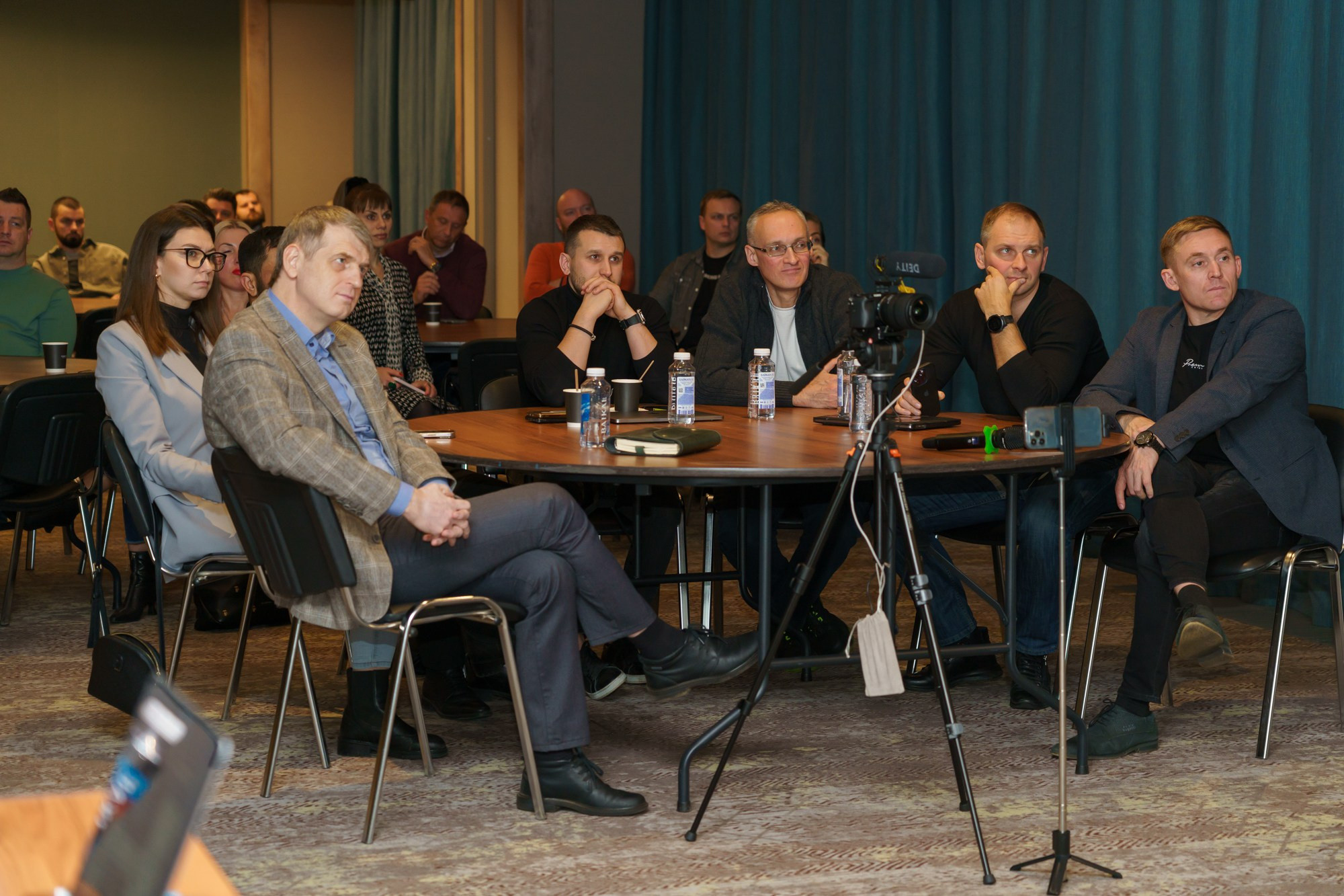 Выступление спикера. Photomantis