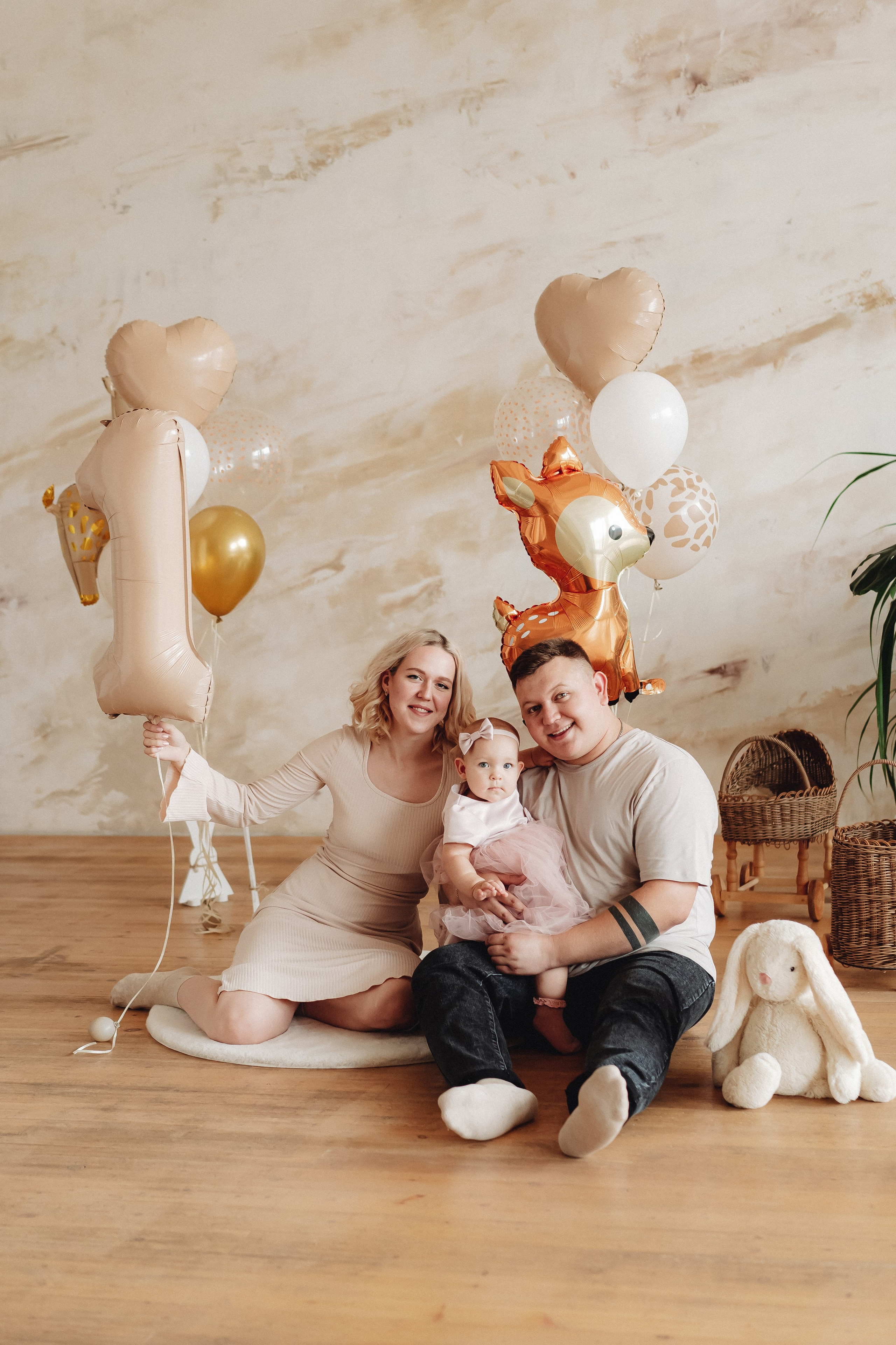 ДР в большой студии. Семейный и контент фотограф в Красноярске Власова Екатерина