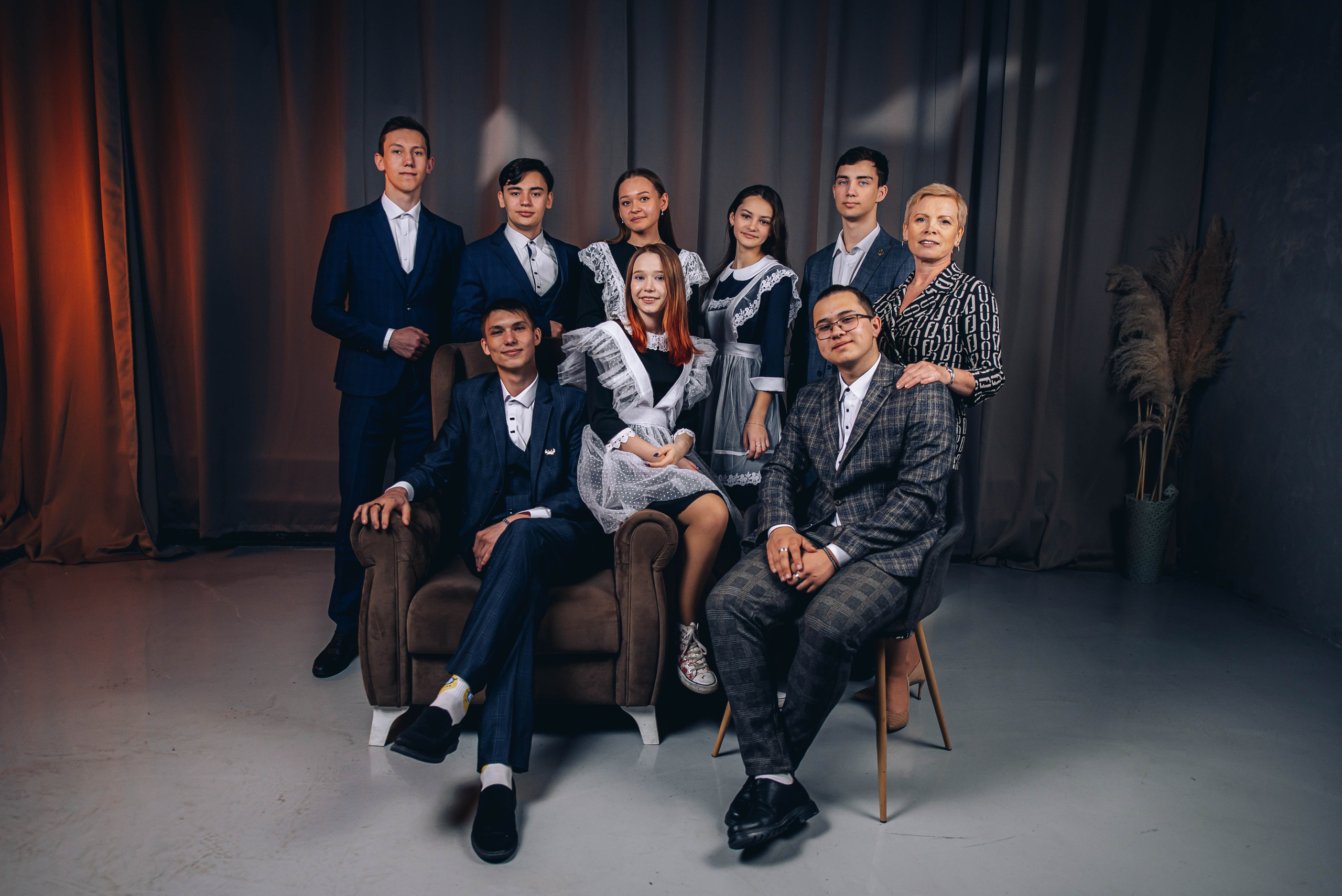 Выпускные альбомы 9-11 класс. Свадебная и концептуальная фотография в городе Улан-Удэ