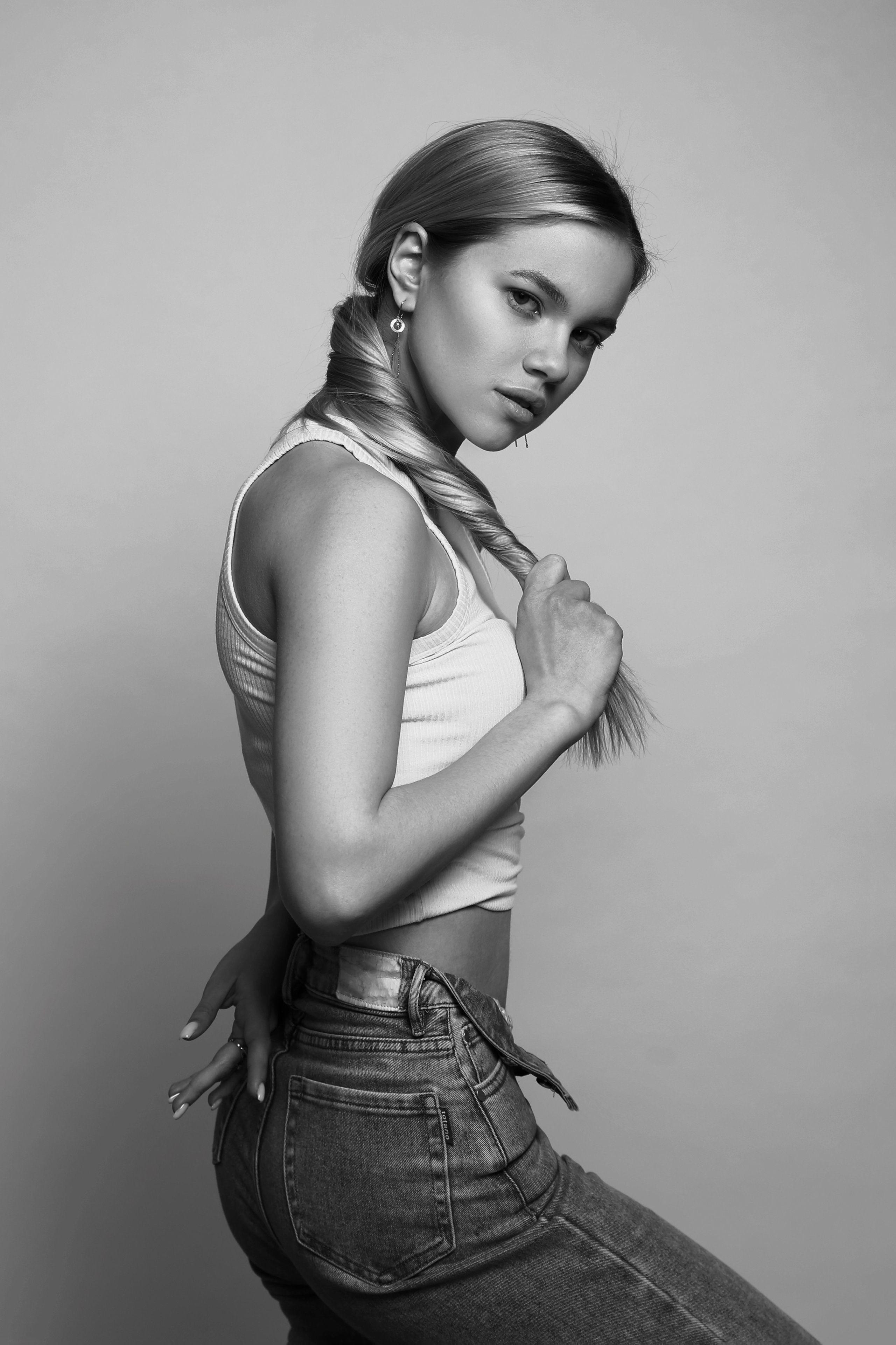 жанровая портретная фотография, уникальные портреты, профессиональная фотосъемка, портретный фотограф [город], индивидуальный стиль съемки. Женский портрет