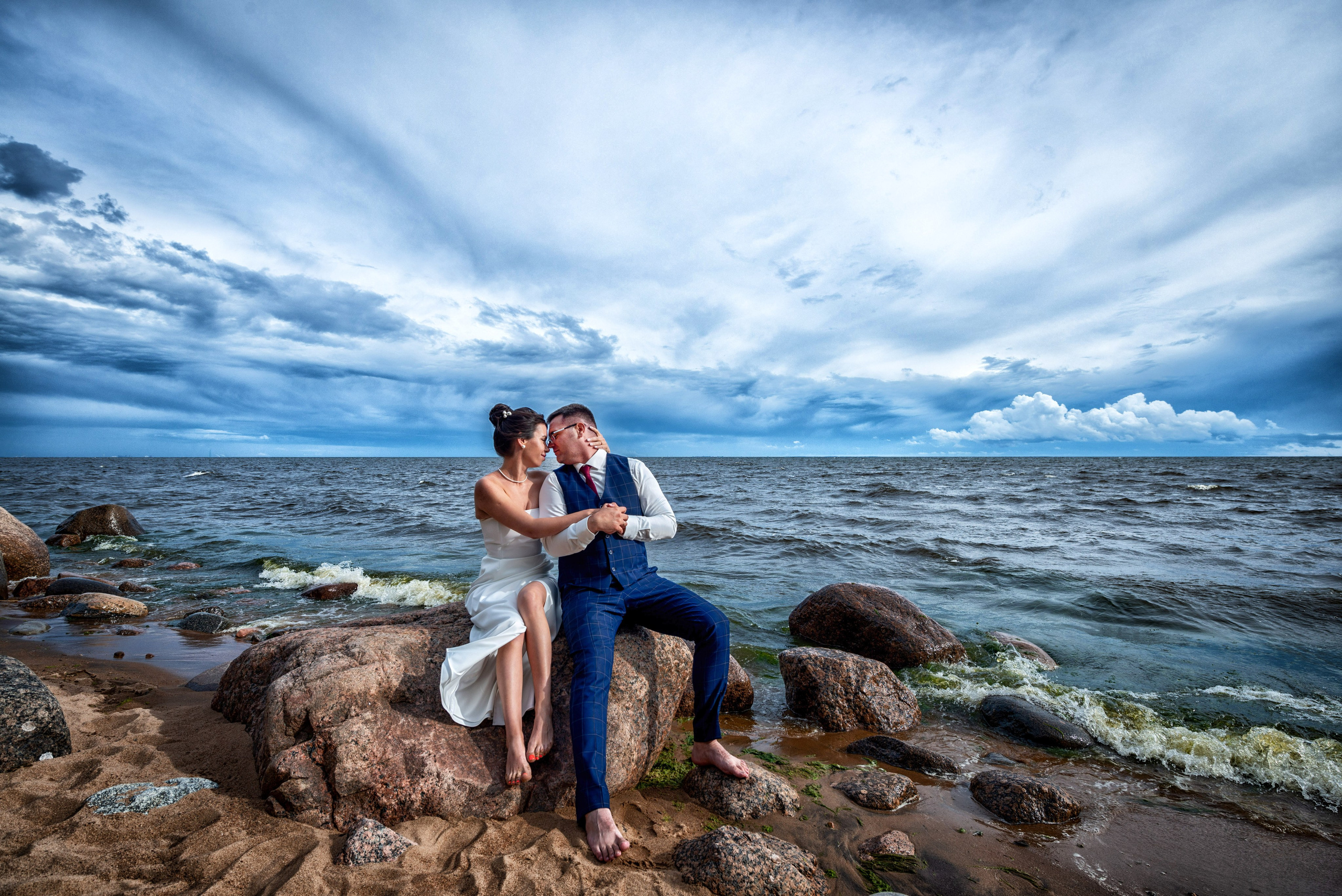 Евгений и Александра (фотосессия под дождём на Исаакиевской площади, свадебная прогулка на Финском заливе). Портретный, семейный и свадебный фотограф в Санкт-Петербурге и в Пушкине Ширяев Денис