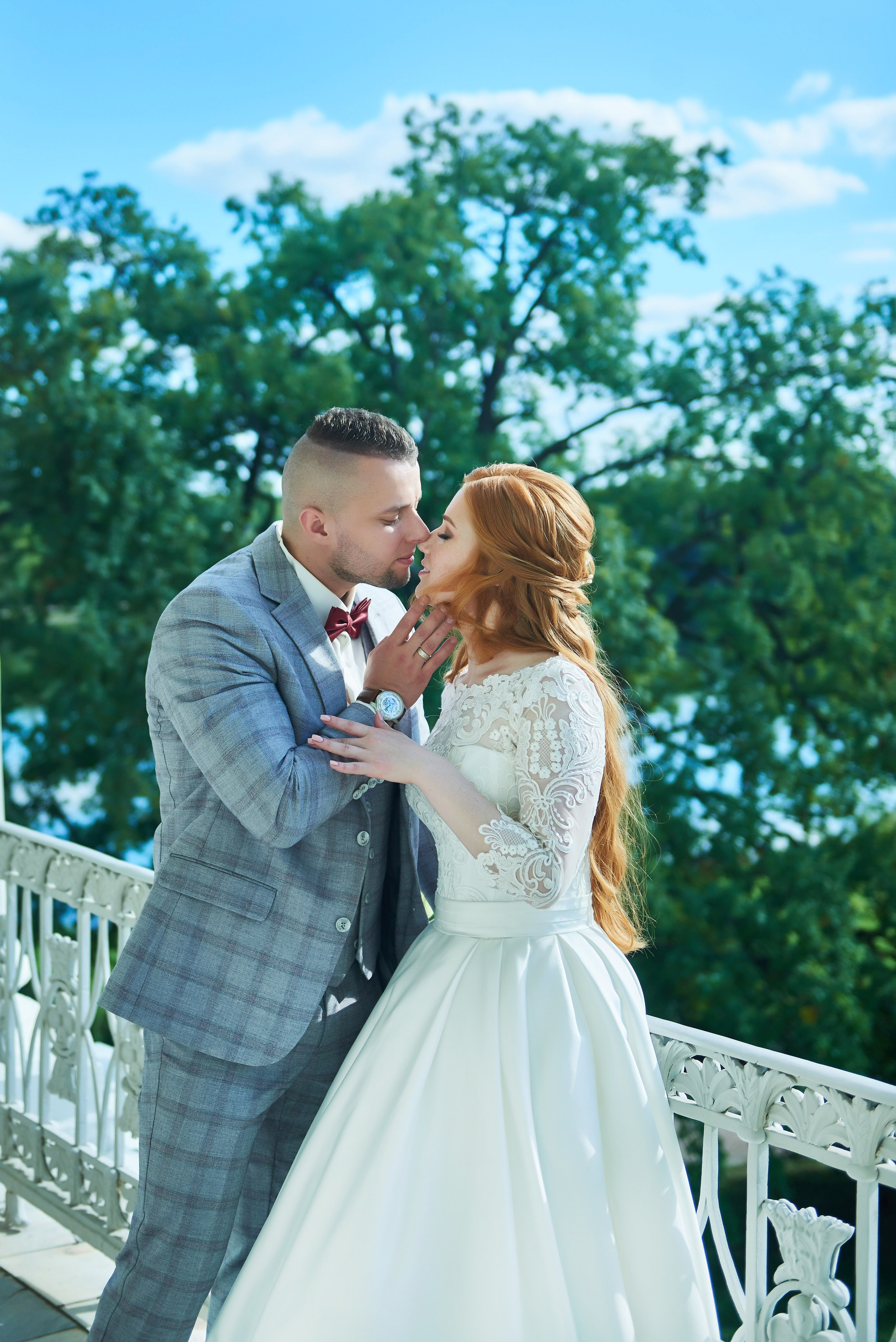 Красивейшая свадебная прогулка для проведения фотосессии своей свадьбы по Екатерининскому парку в Пушкине Наталии и Александра. Портретный, семейный и свадебный фотограф в Санкт-Петербурге и в Пушкине Ширяев Денис