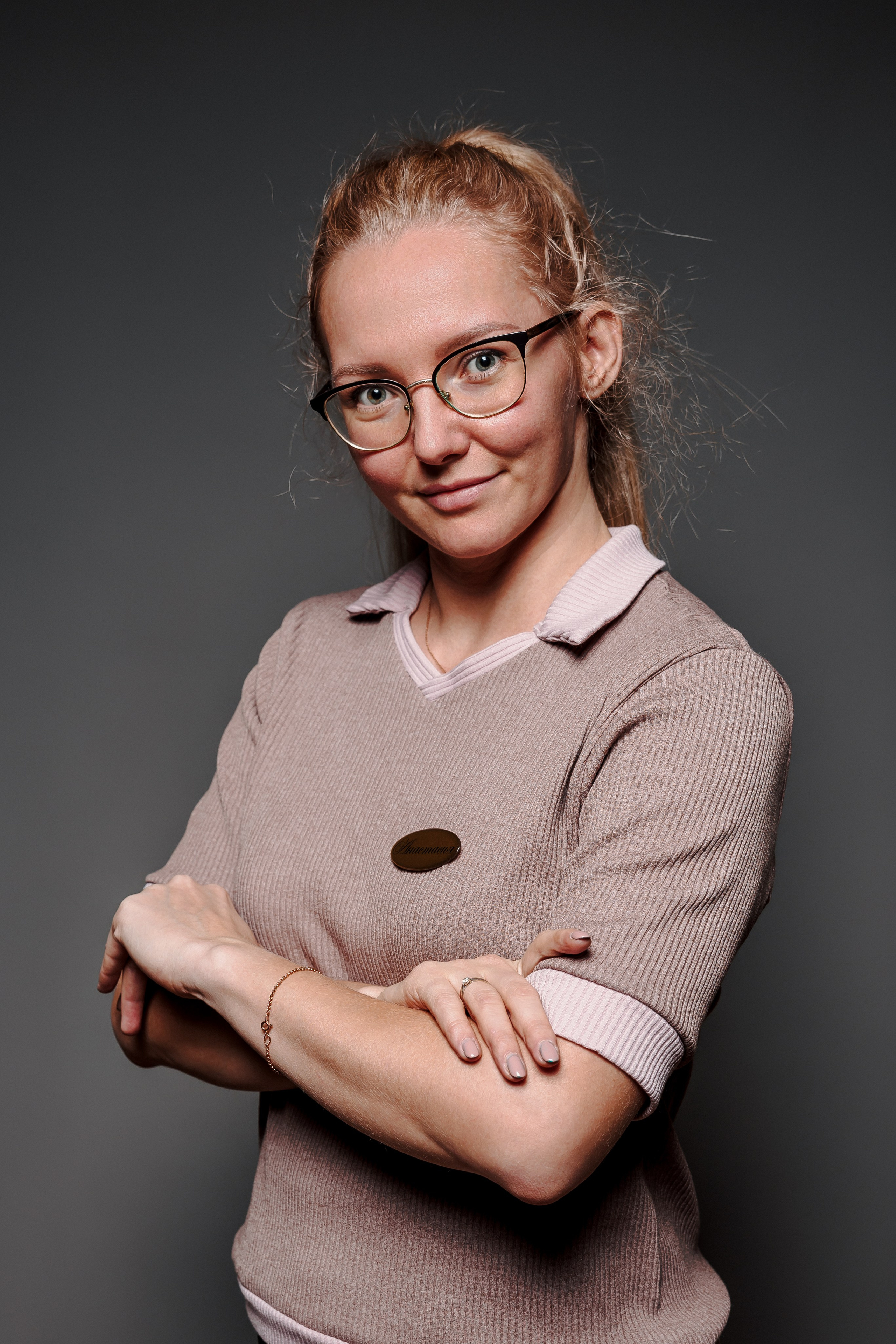 Тихвин Wellness — Сотрудники (Серый фон). Лёшка Варзегов — фотограф