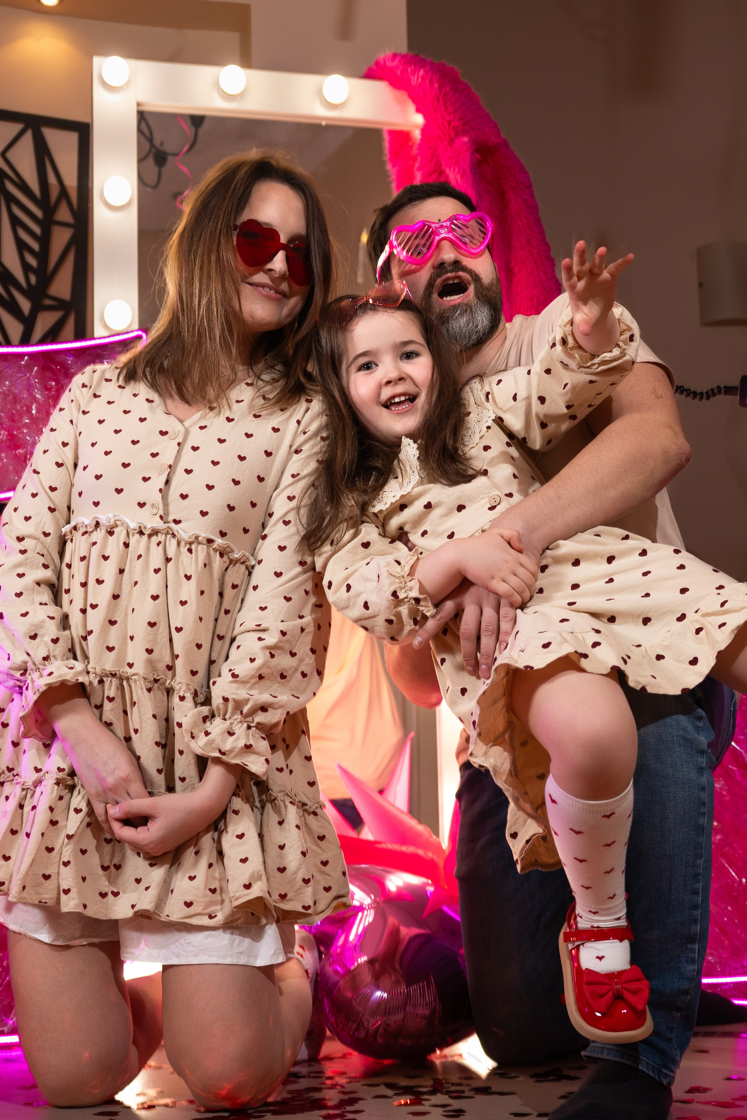 Семейная фотосессия Серафима 5 лет. Фото и видео съёмка в Москве и МО Александр Чапала и Трояк Алеся