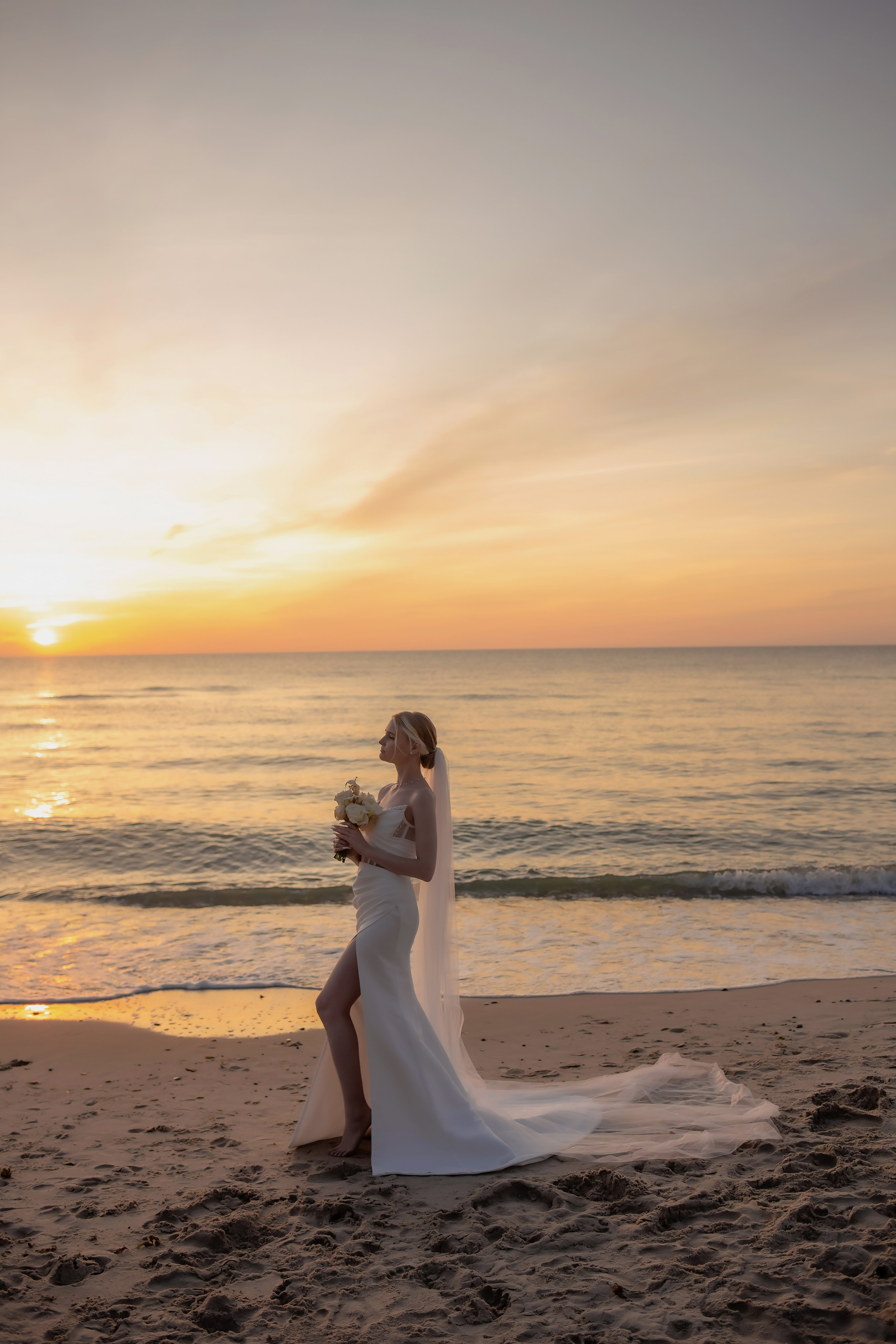 Александра и Влад. На закате. Фотограф в Калининграде Решетникова Алина