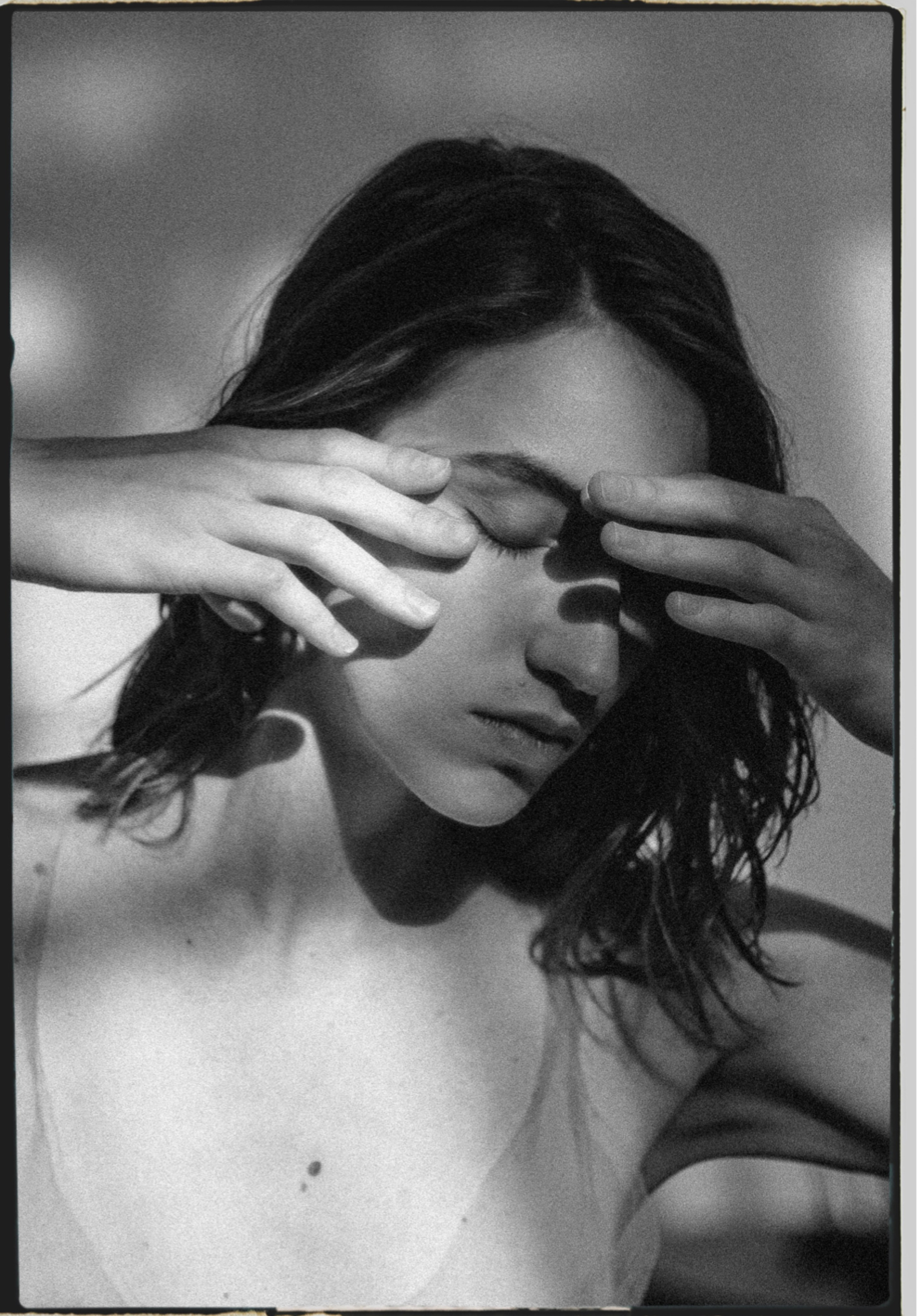 Elena Raya • Photographer