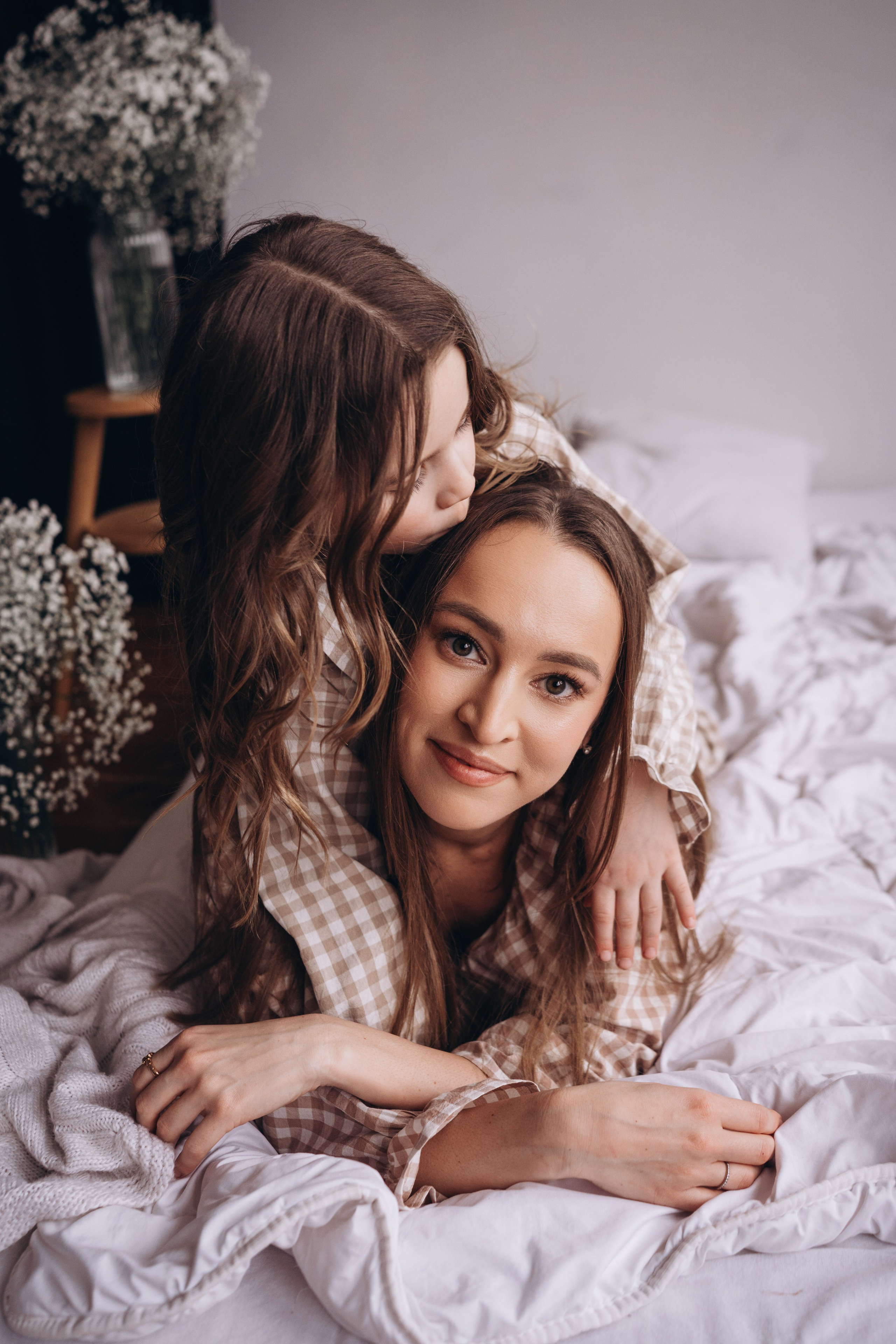 Фотодень Мамы 2026. Фотограф Новорожденных в Москве. Семейные истории в стиле LIFE