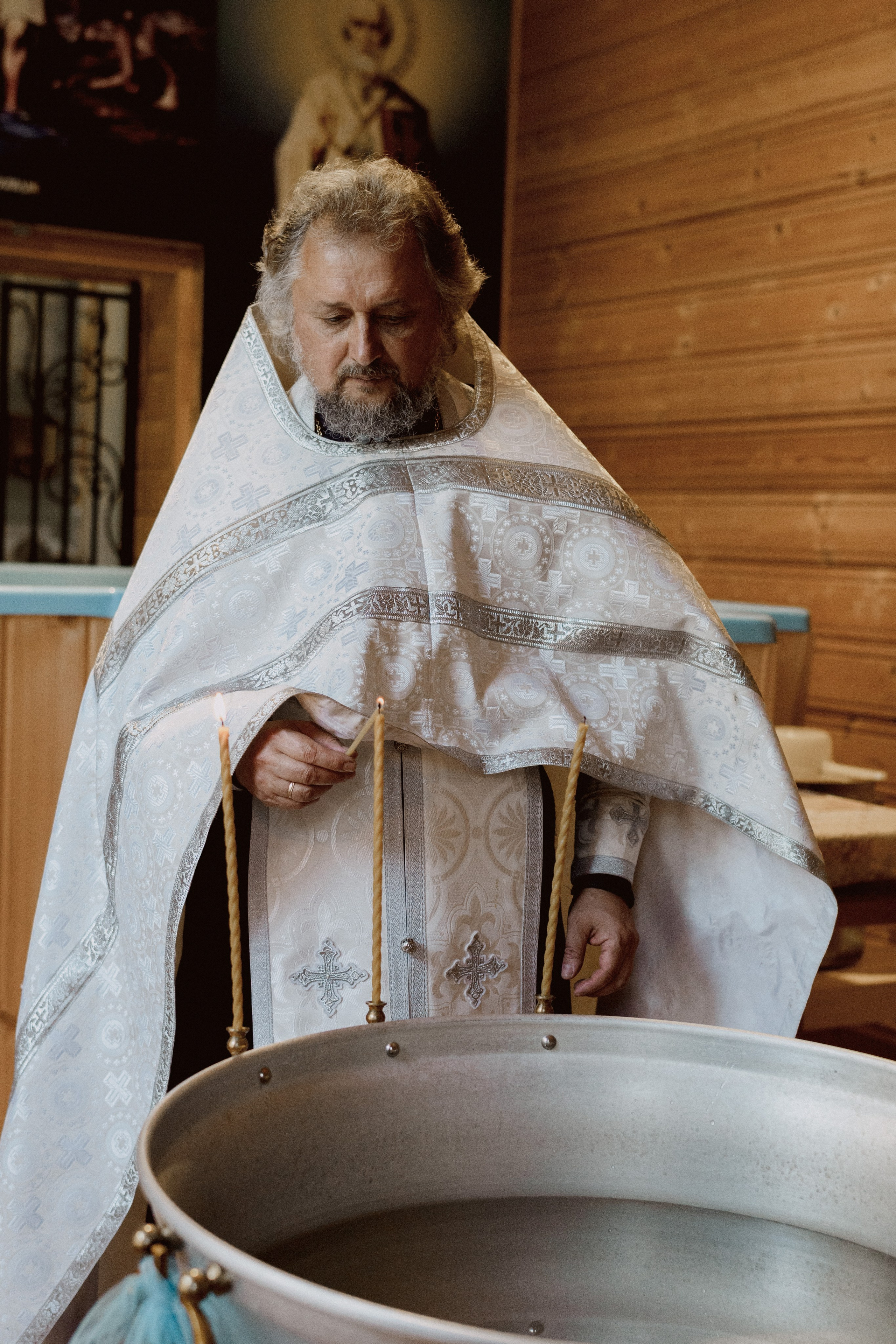 Крещение в храме Св. Спиридона Тримифунтского г. Ломоносов. Семейный фотограф и видеограф Алёна Ким