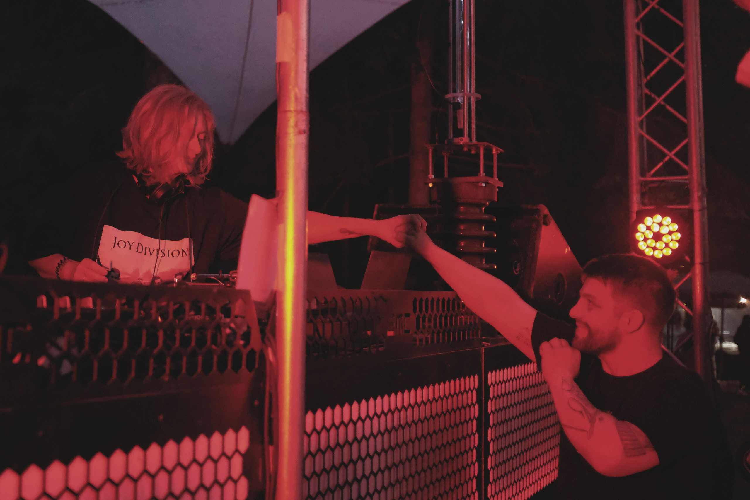 Пикник на обочине от команды EMC. 11июля 2025. Репортажный фотограф в Санкт-Петербурге Даниил Могута