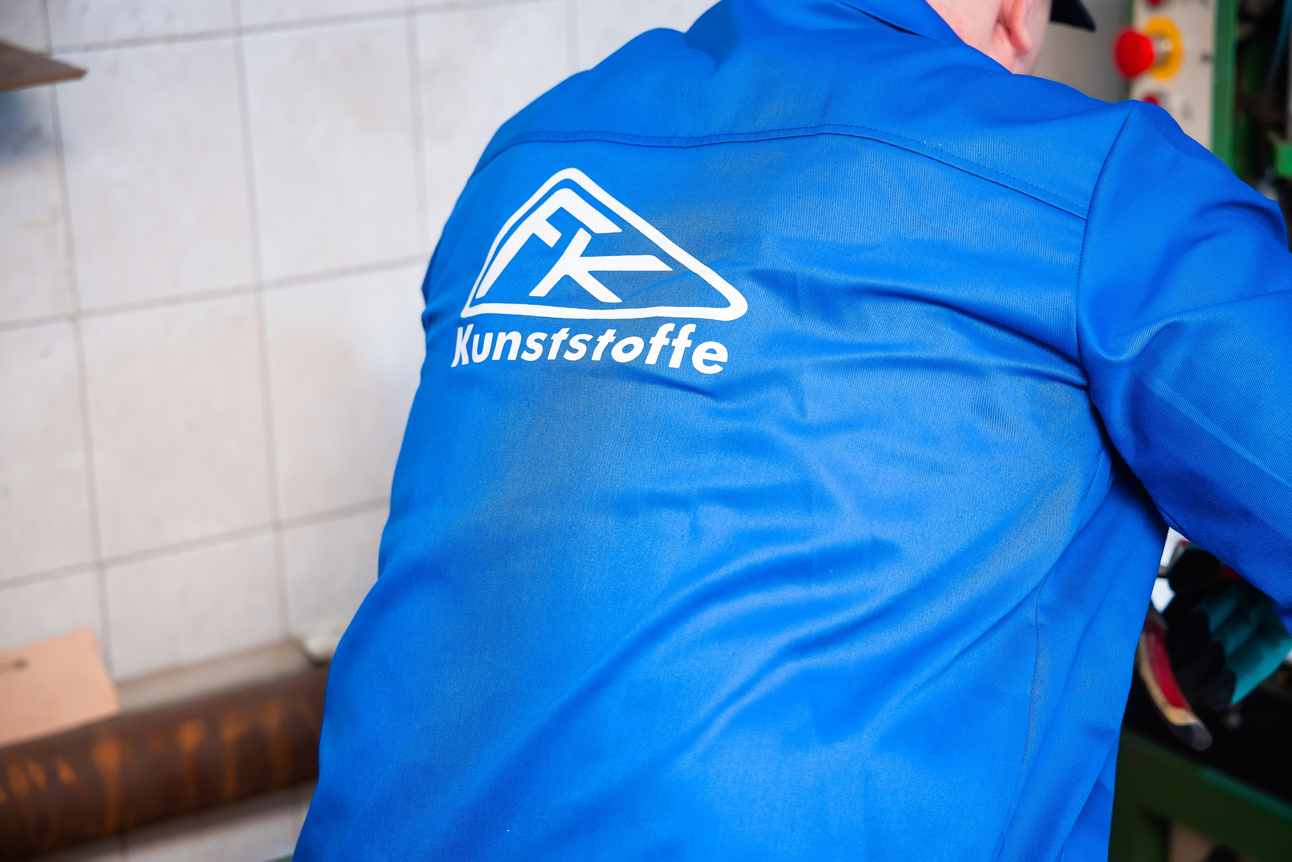 Цех по окнам. Семейный и Свадебный фотограф в Астане Александр Астапов